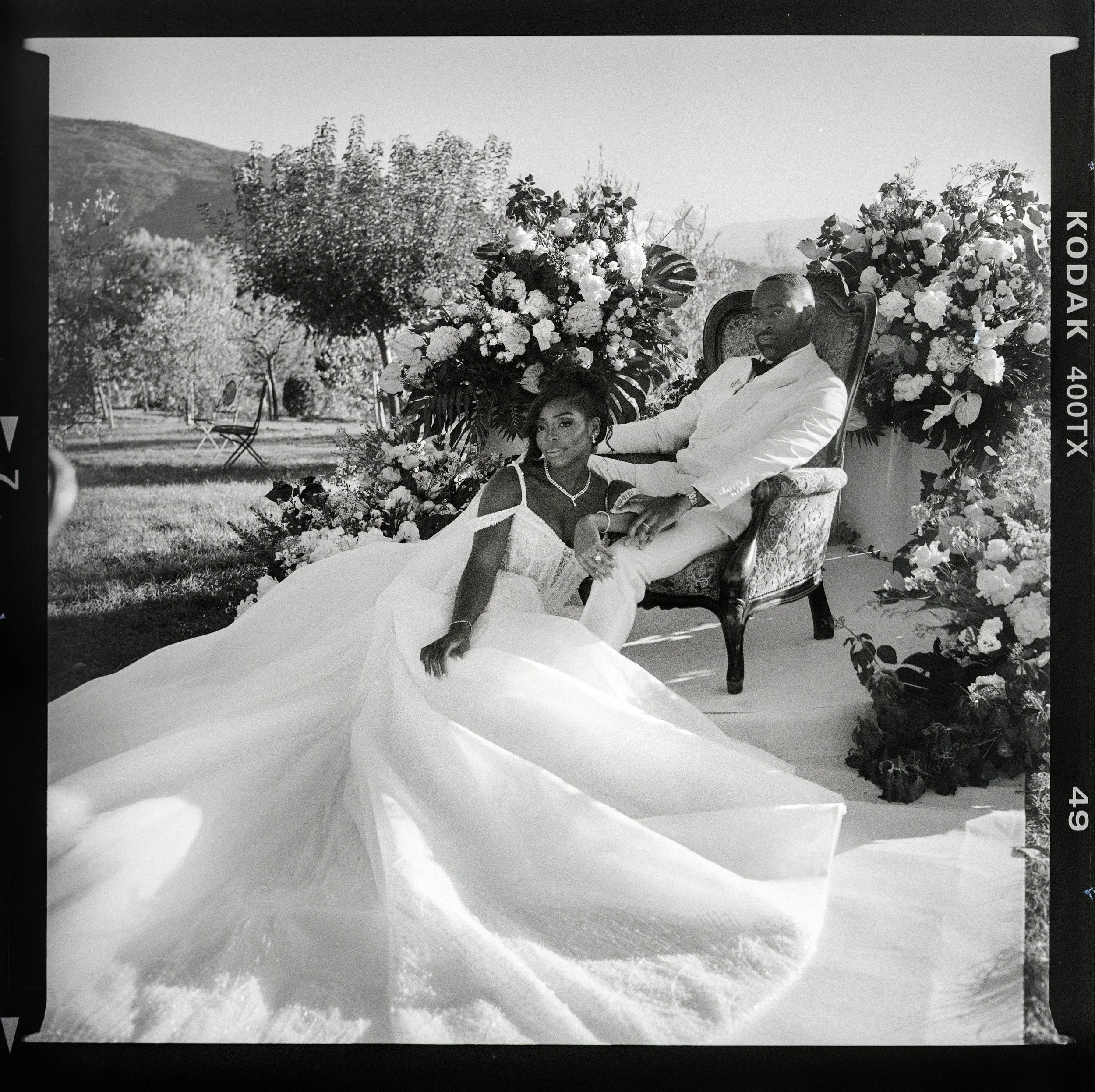 Film Wedding Photography in Italy: Why Analog Photography Feels More Timeless Than Ever