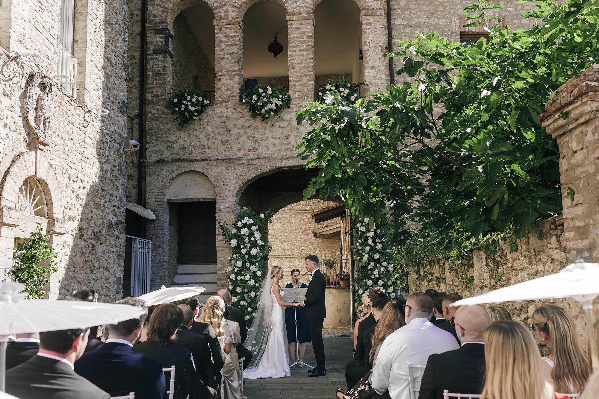 Castello di Montignano wedding of Nick & Rachel 00065.jpg