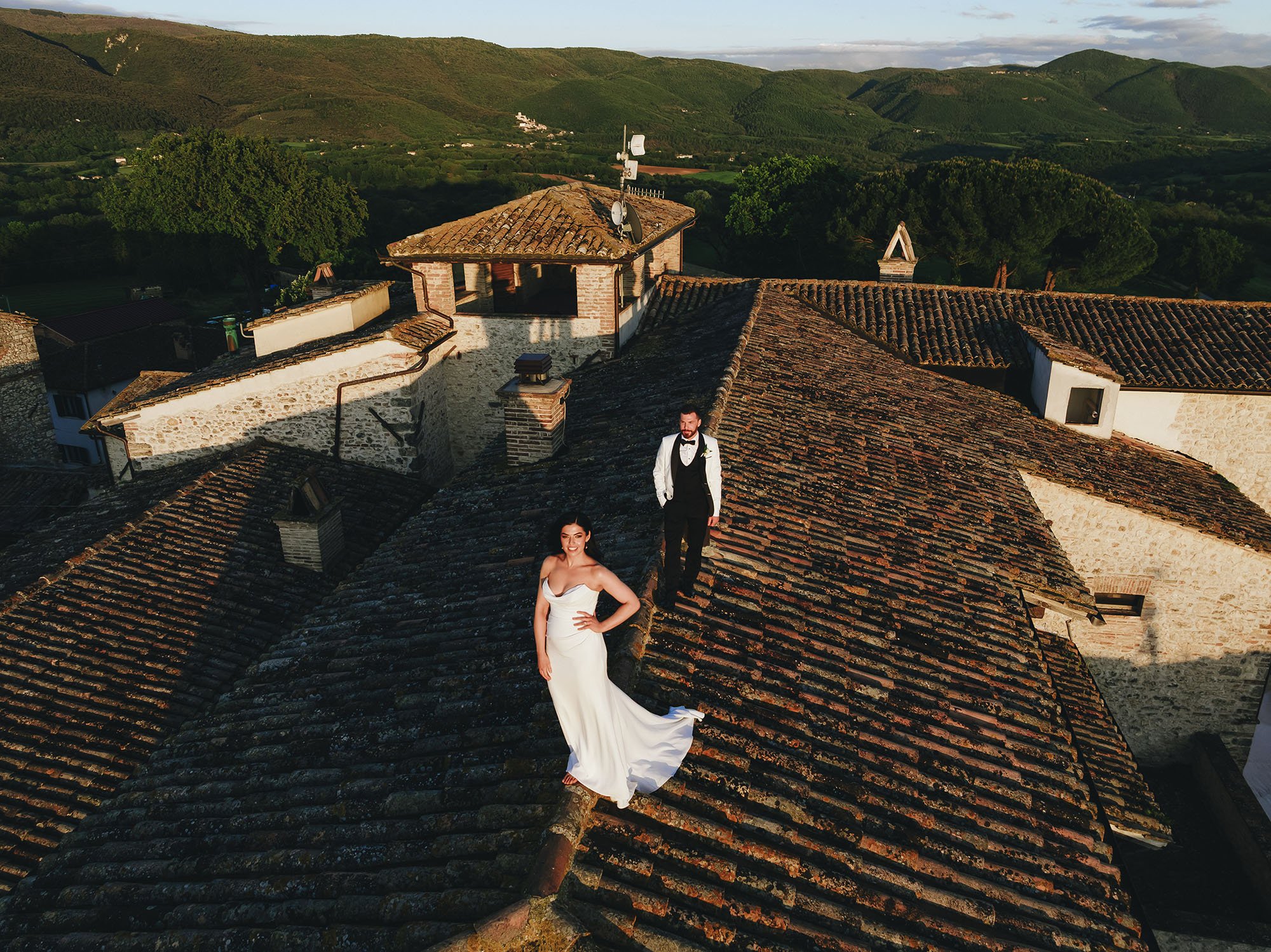 Aerial photo of bride and groom at Castello di Montignano