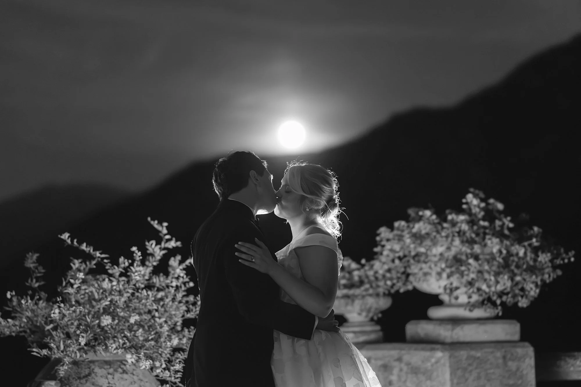 Lake Como elopement photographer - Villa del Balbianello 84.jpg