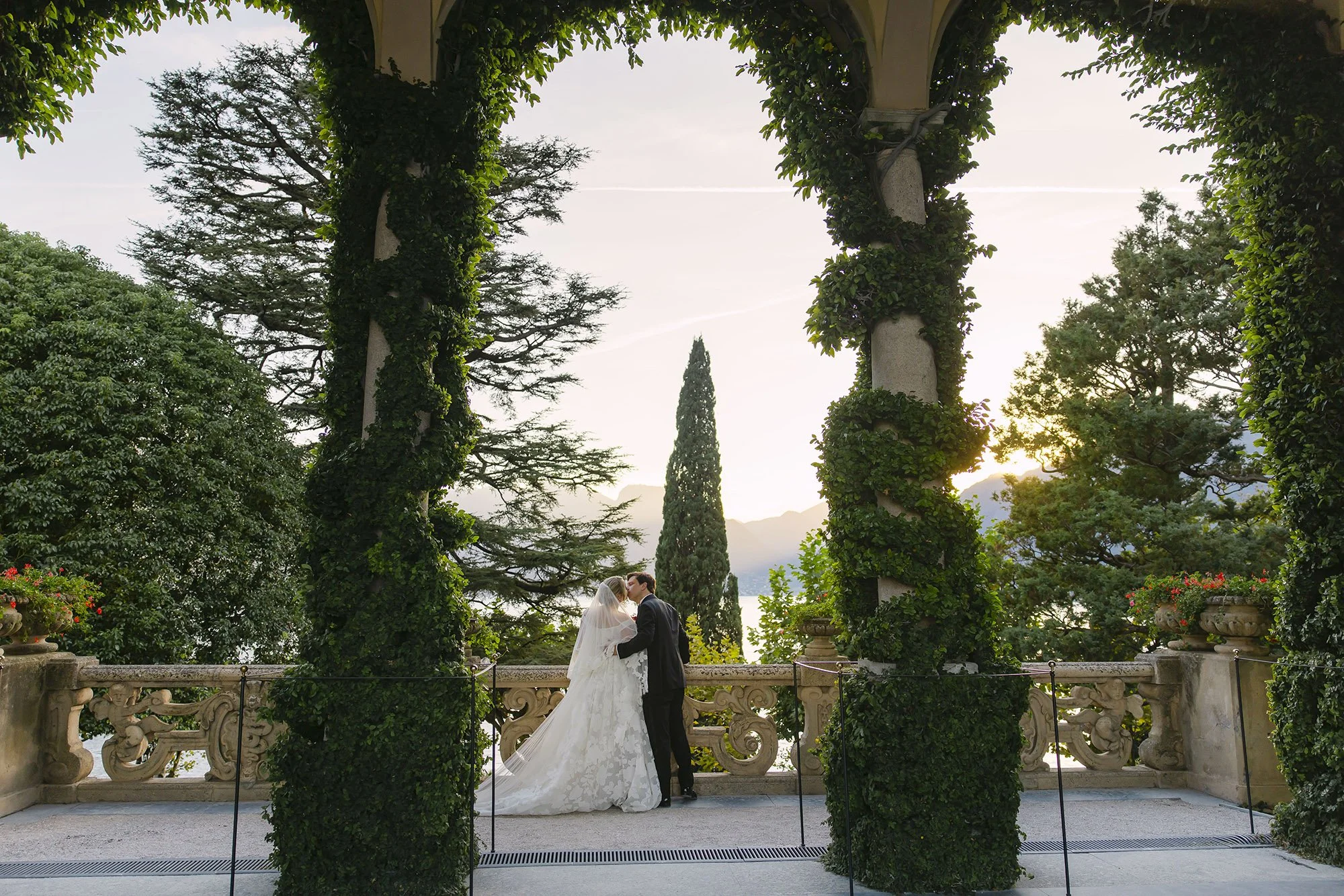Lake Como elopement photographer - Villa del Balbianello 56.jpg