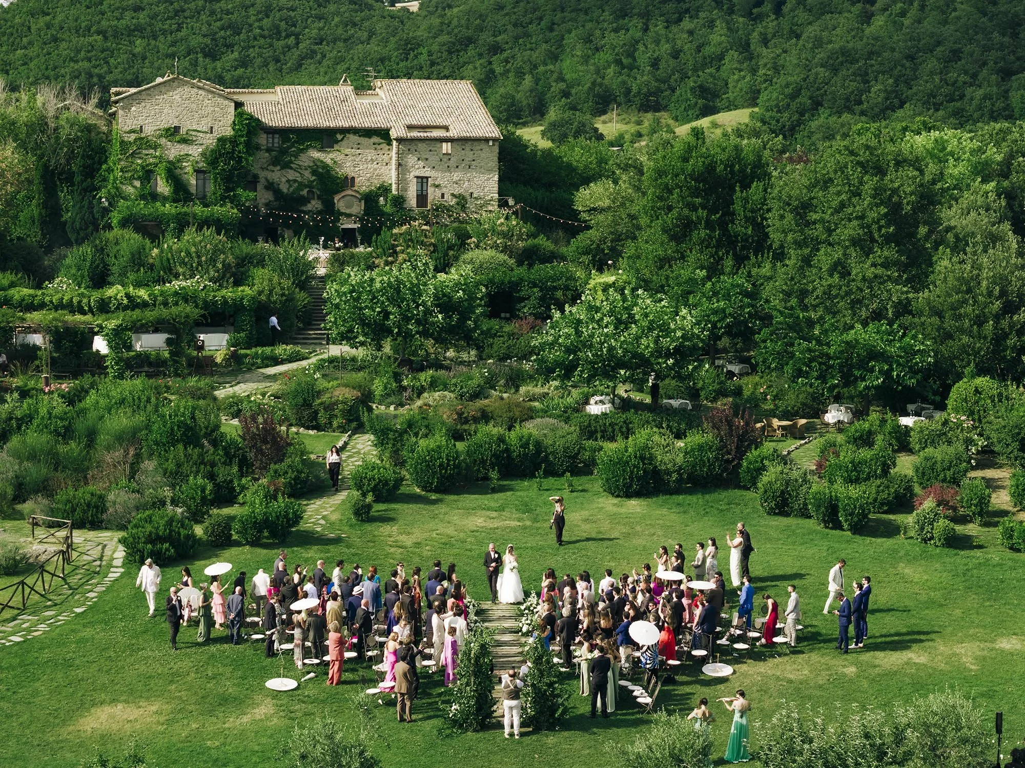 Matrimonio Marco e Giulia, Castello di Petrata 45.jpg