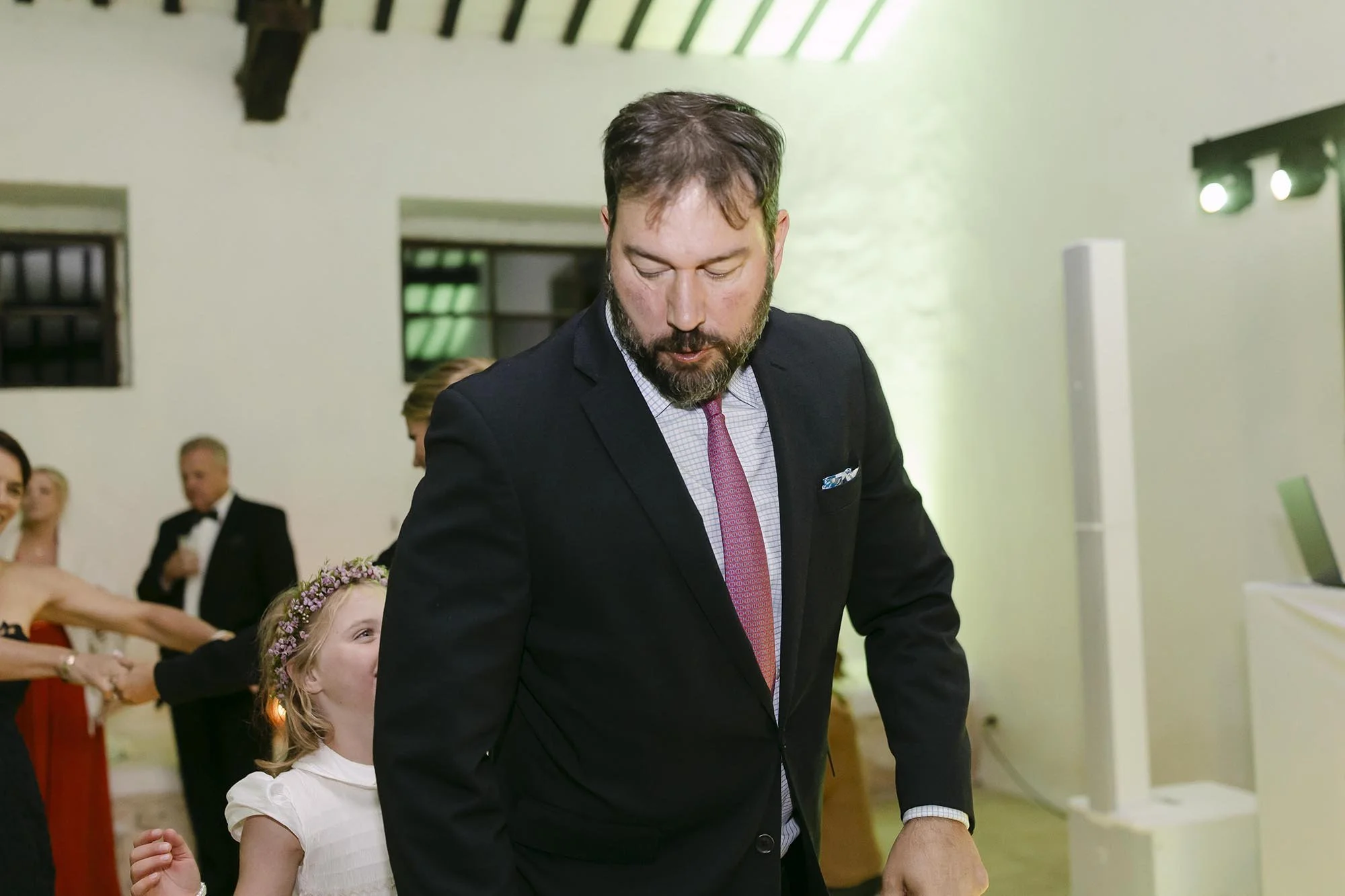 Joshua & Isabelle 1073.jpg