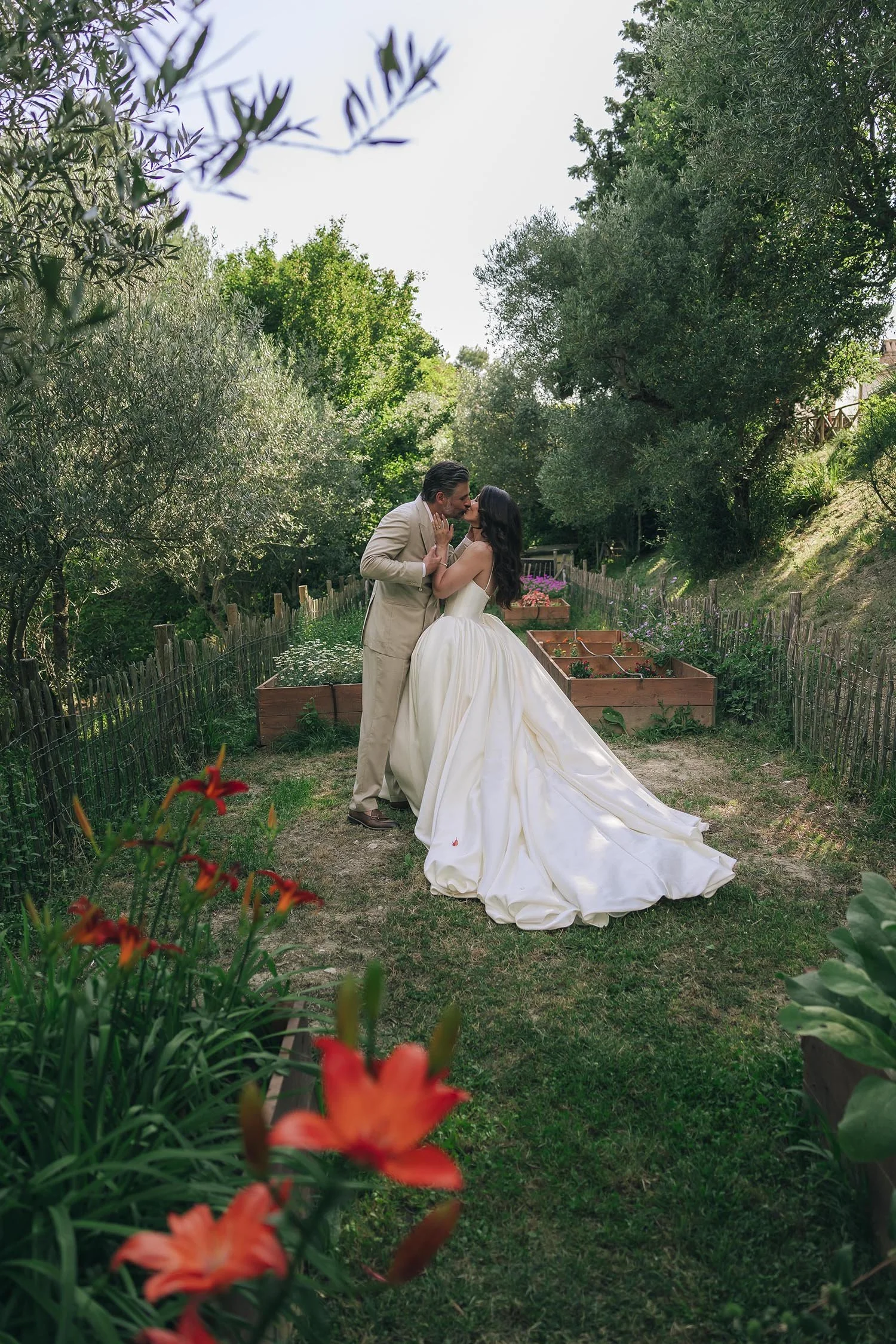 Borgo Castello Panicaglia american wedding in Umbria 00113.jpg