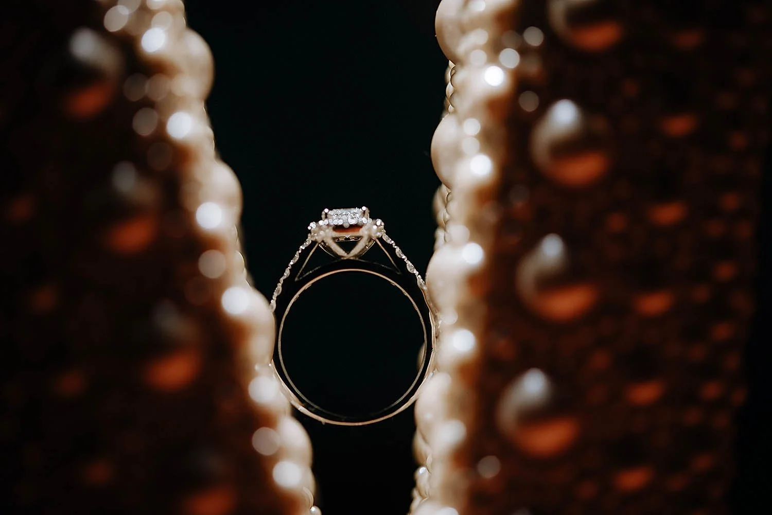 Details of a wedding ring, photo by Rellini art studio