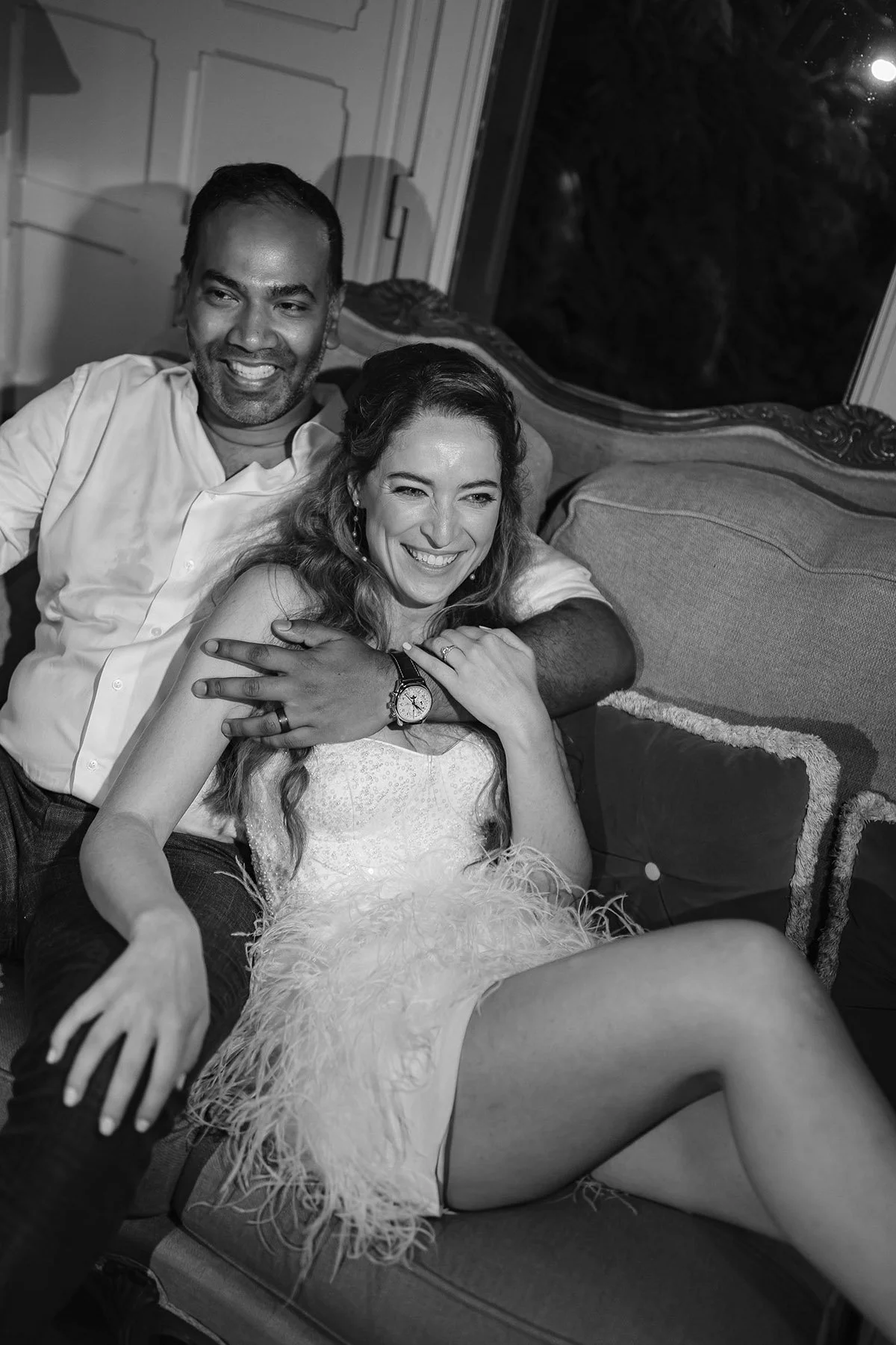 editorial style photo pf the bride and groom on their destination wedding in Tuscany with magazine style by Rellini art studio, best wedding photographers in Italy