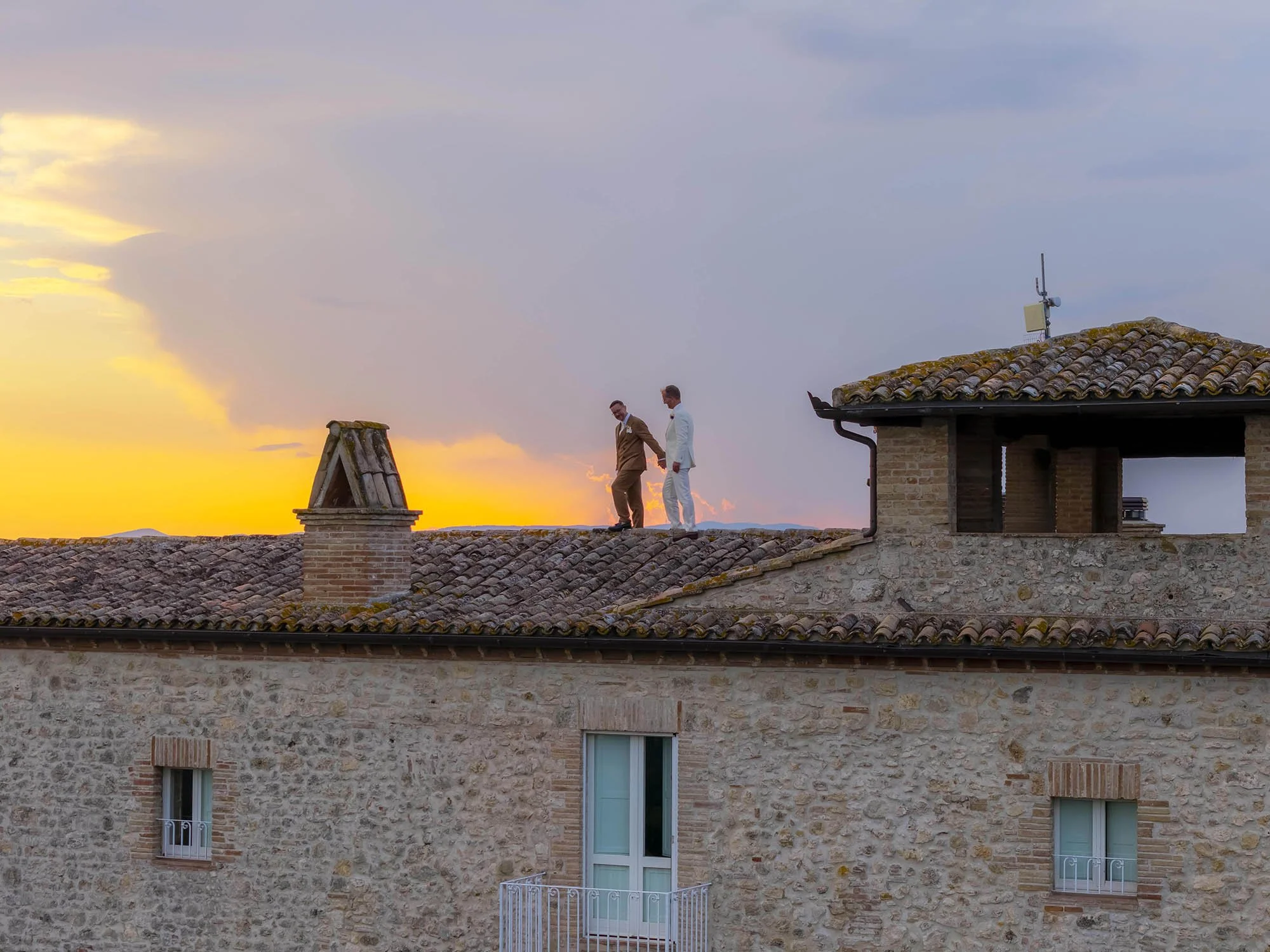 Same sex wedding photographer in Umbria, Castello di Montignano154.jpg