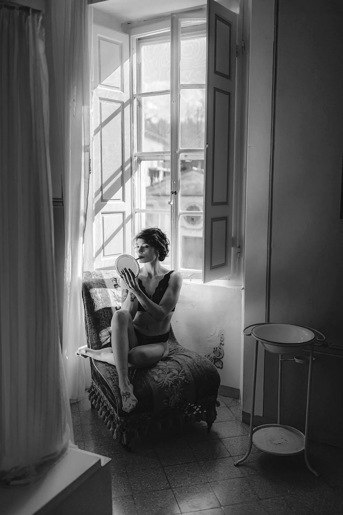 Rellini art studio, portrait, b&w 00177.jpg