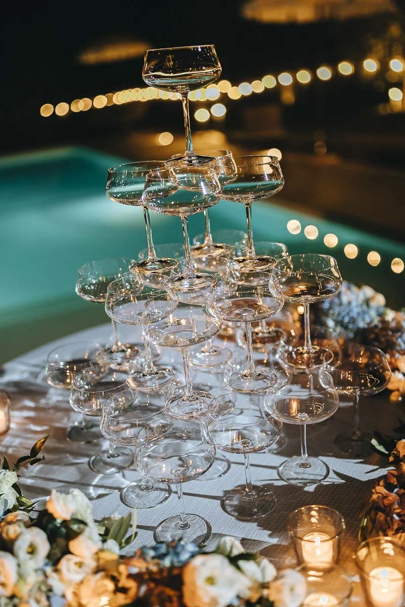 Champagne tower, destination wedding in Siena Tuscany. Photo by Rellini art studio wedding photographers in Siena