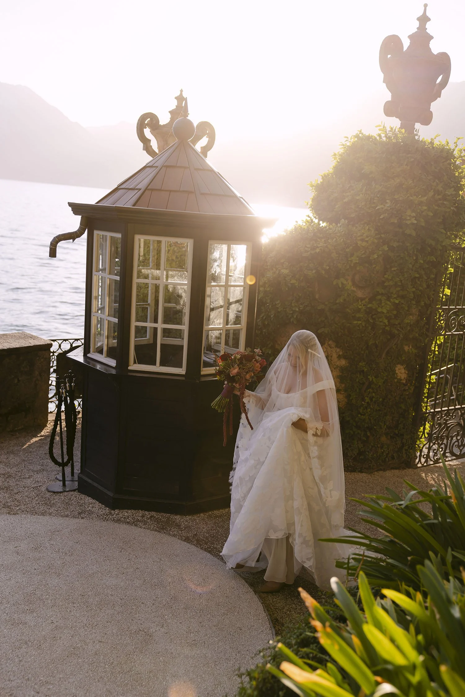 Lake Como elopement photographer - Villa del Balbianello 40.jpg
