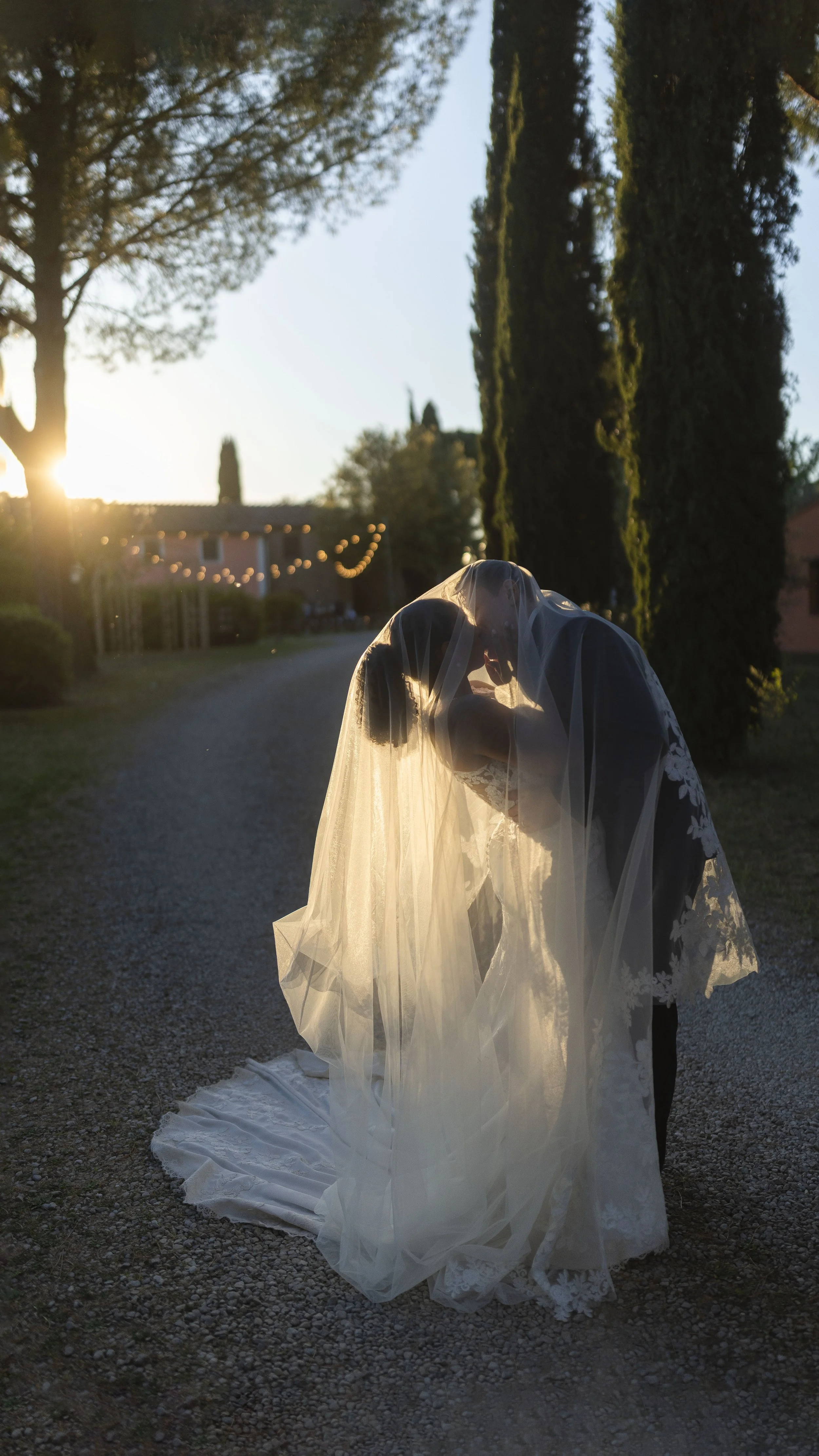 Sebastian & Amanda, Antico Borgo San Lorenzo wedding photographer in Siena