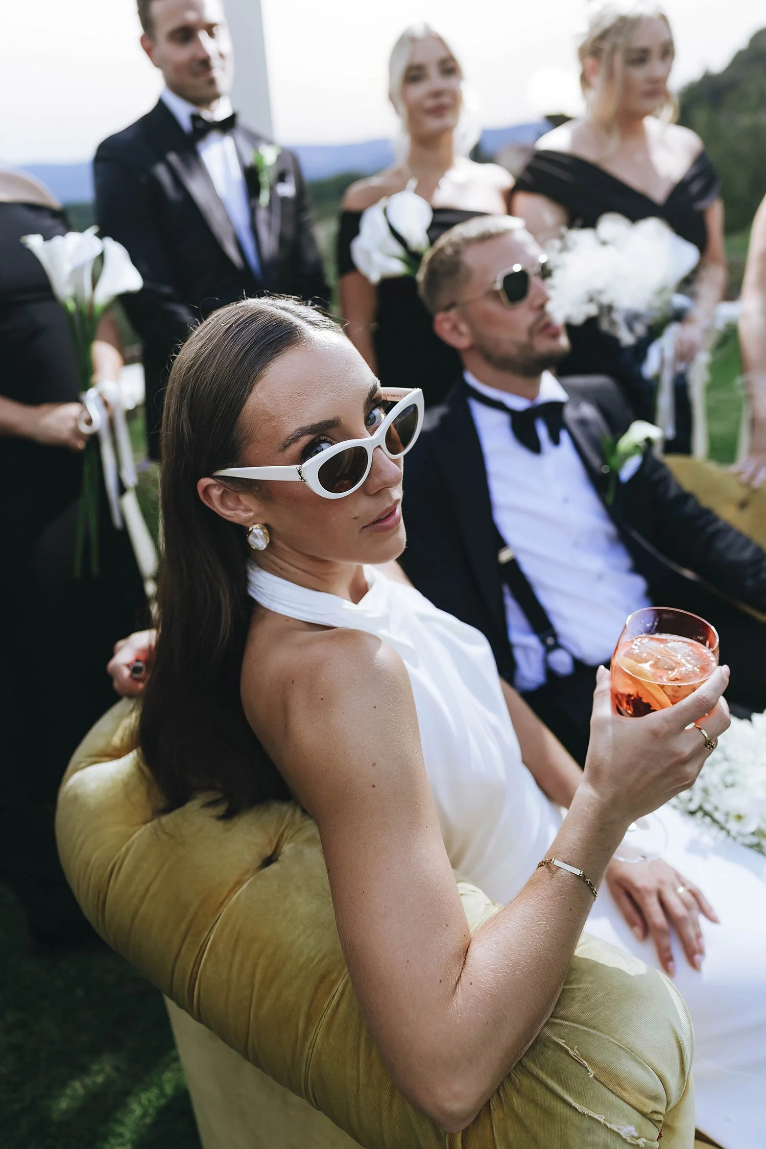 editorial style photo pf the bride and groom on their destination wedding in Tuscany with magazine style by Rellini art studio, best wedding photographers in Italy