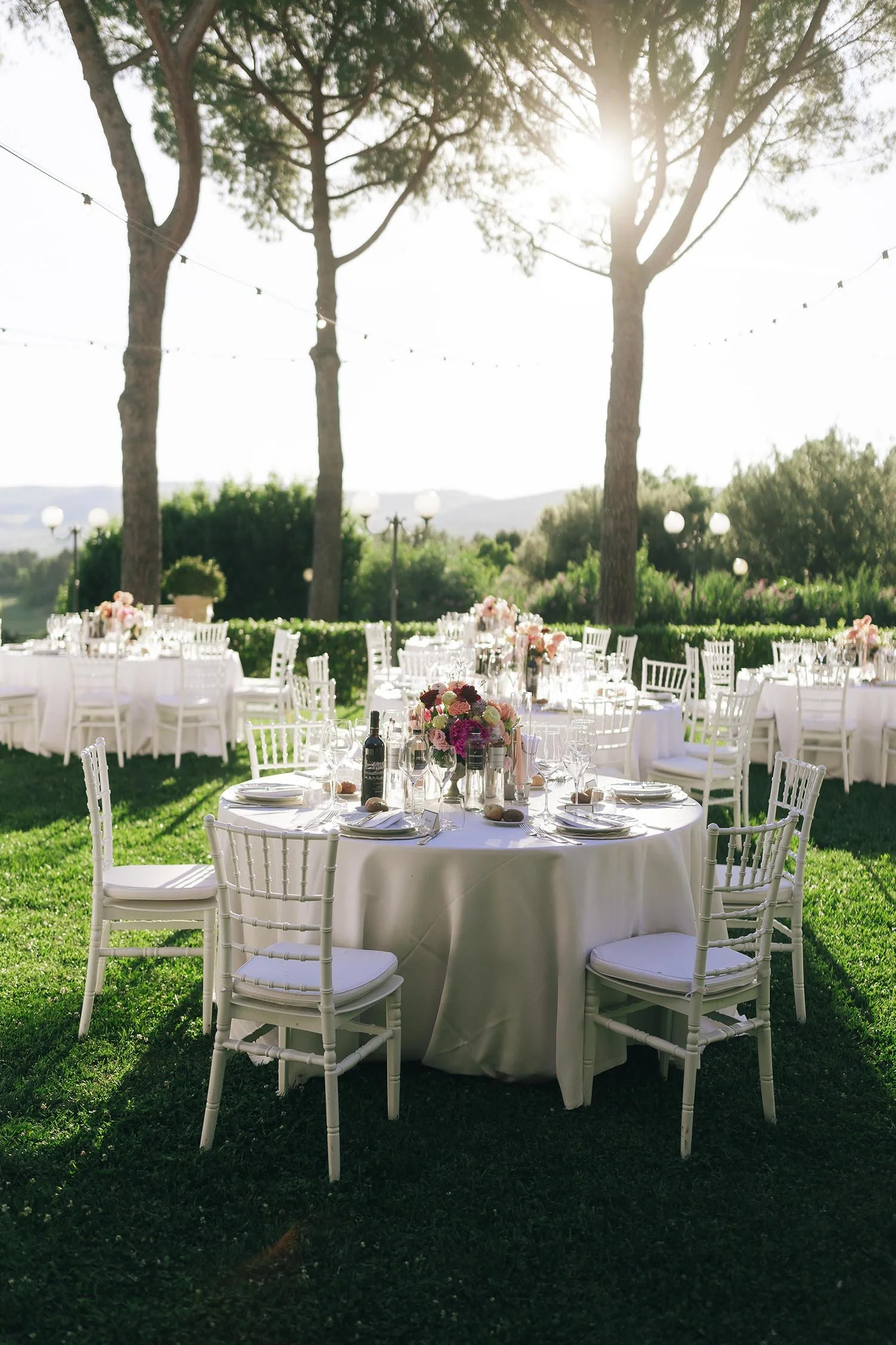 details of the tables ready for the wedding dinner