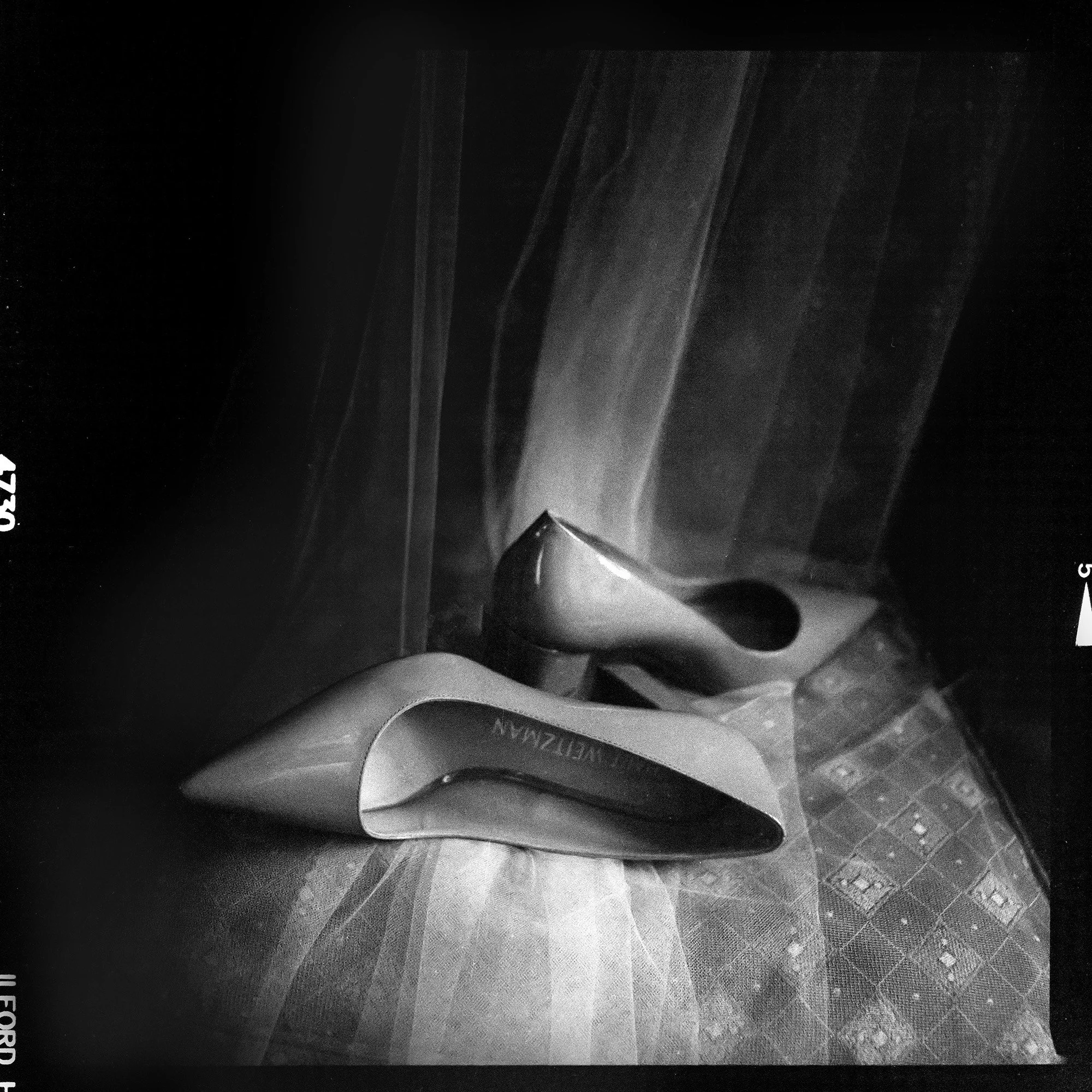 Analogue film wedding photographers in Italy. Photo by Rellini art studio wedding photographers in Italy