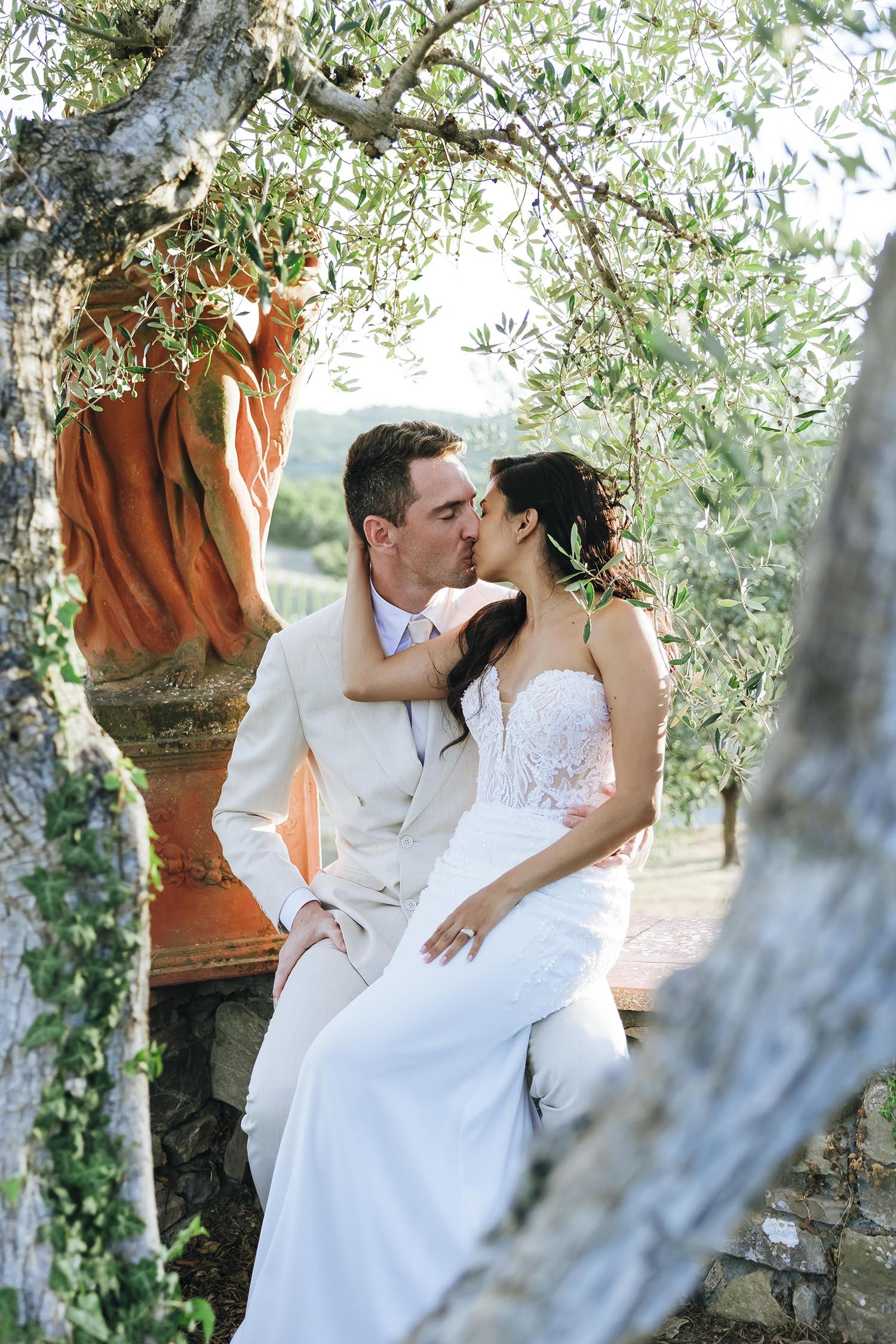 Le Filigare destination wedding in Chianti Tuscany 163.jpg