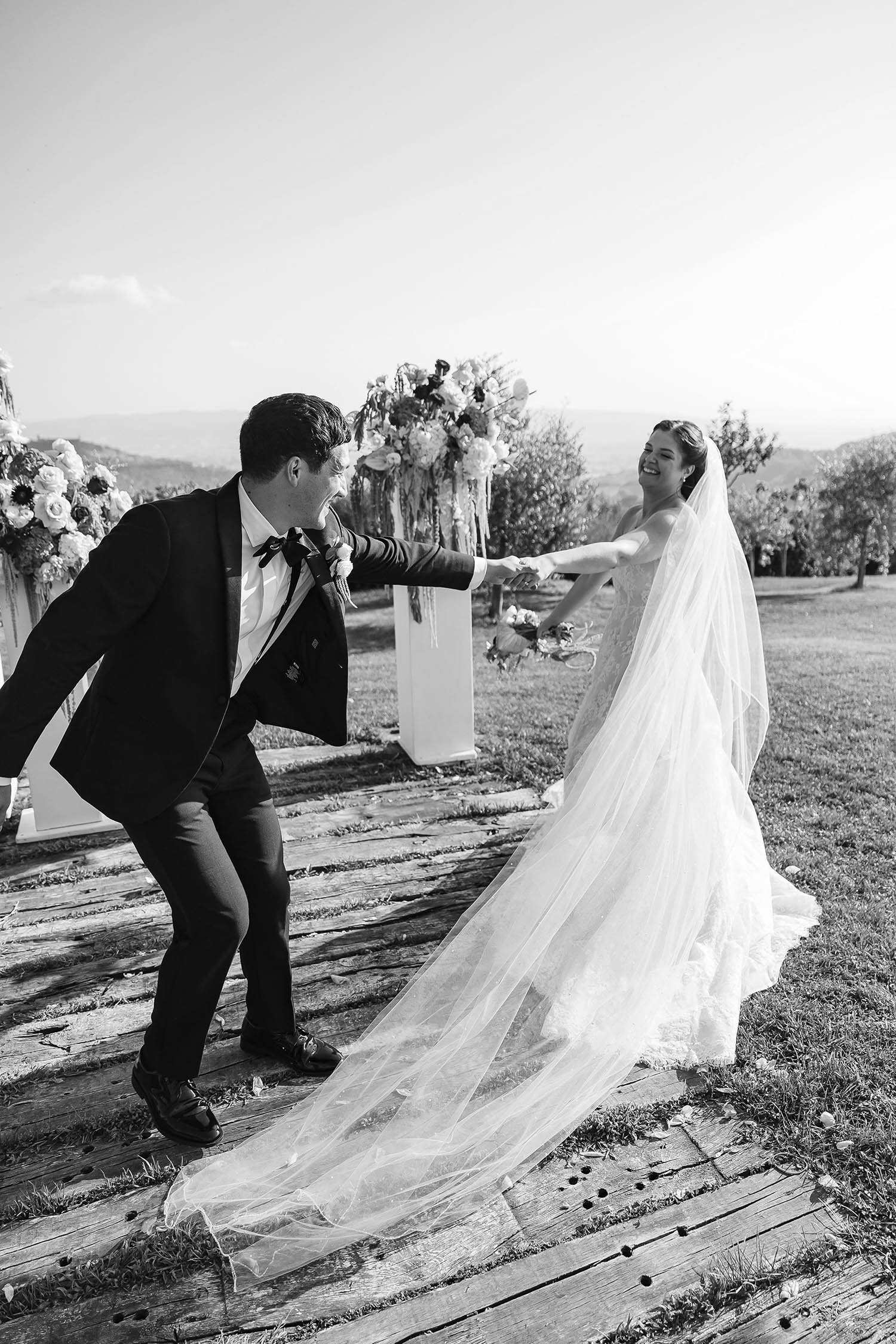 Castello di Petrata destination wedding Joey Rachel 114.jpg