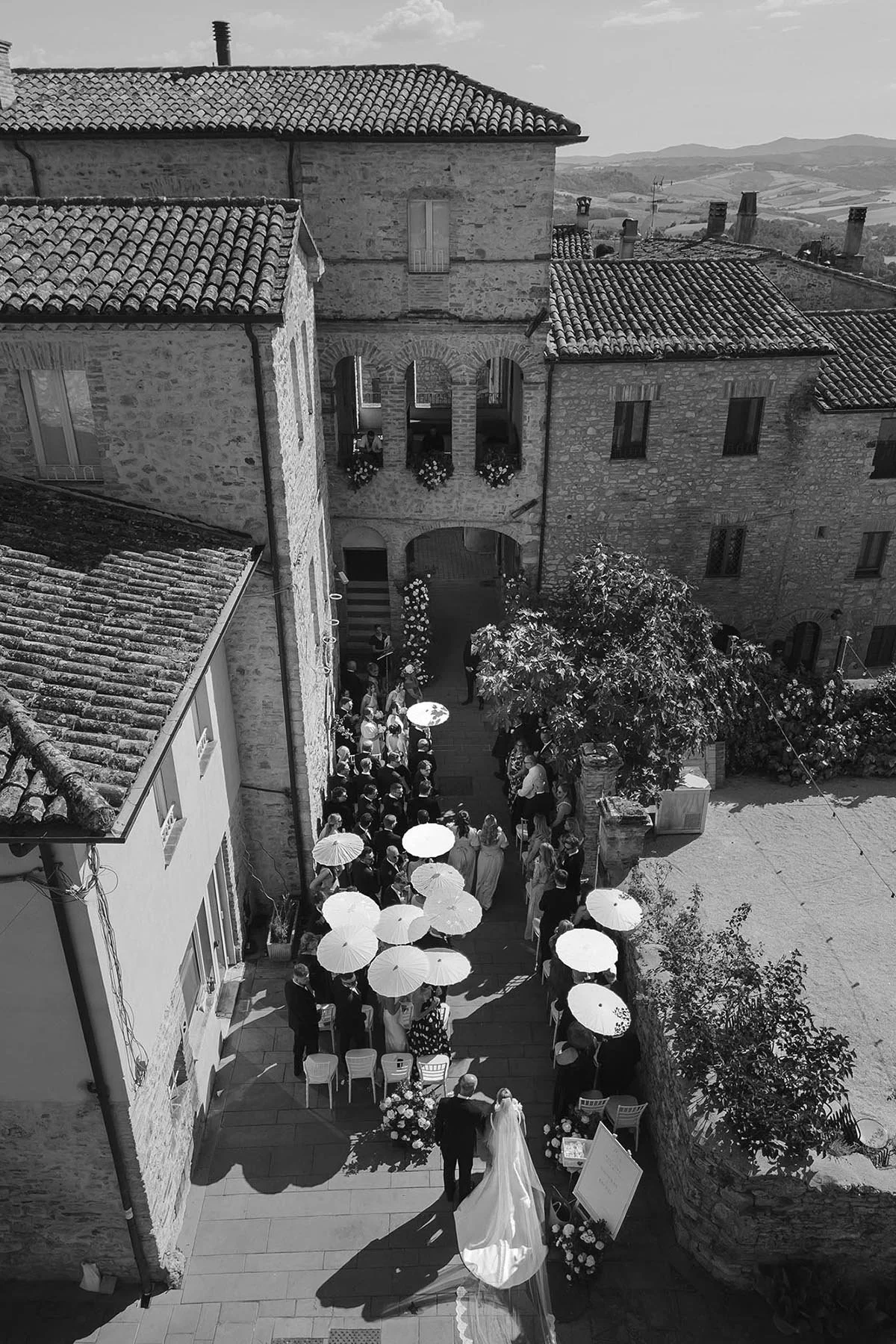 Castello di Montignano wedding of Nick & Rachel 00049.jpg