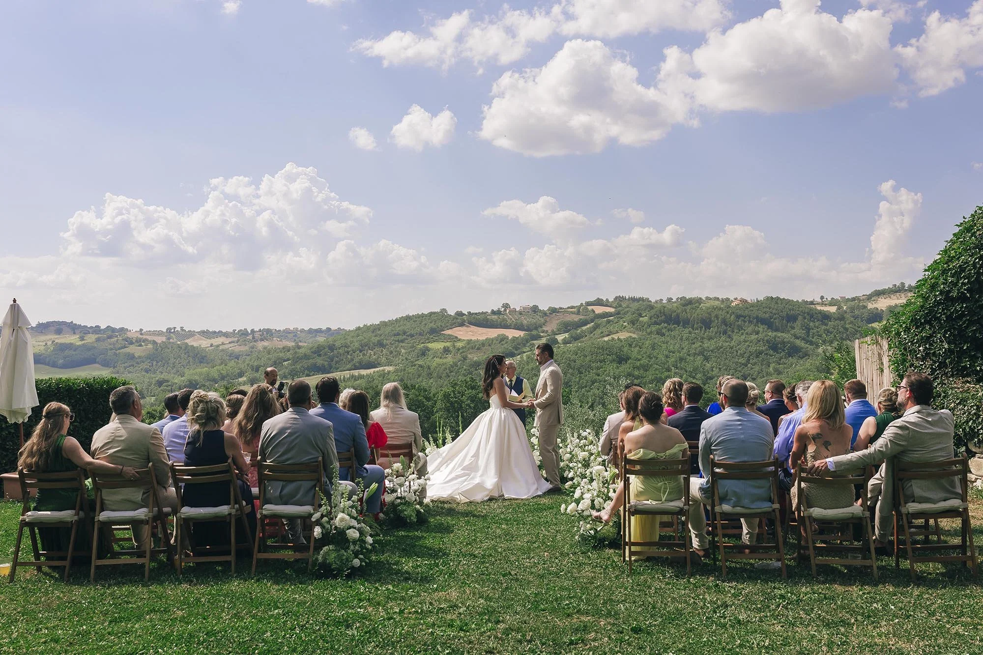 Borgo Castello Panicaglia american wedding in Umbria 00061.jpg