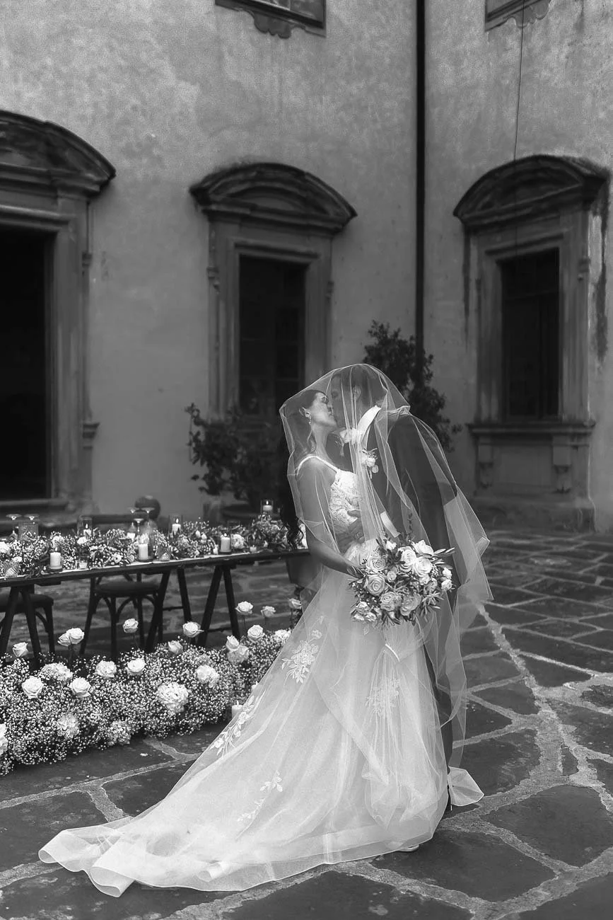 Castello di Montegufoni wedding 0104.jpg
