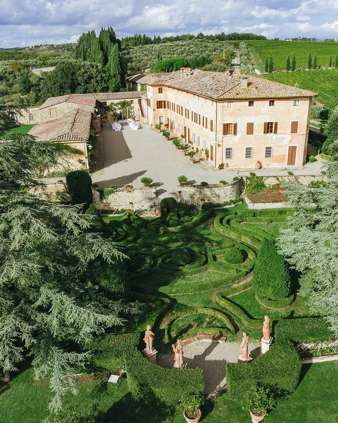Aerial view of Villa Catignano wedding venue