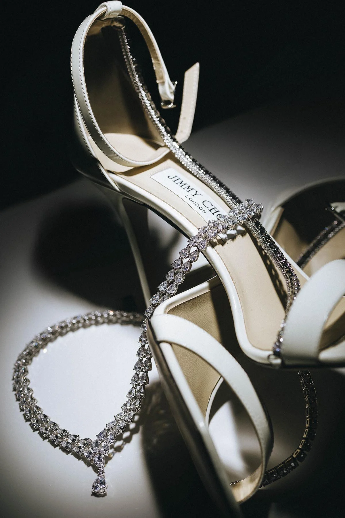 Jimmy Choo bride shoes editorial photo, Castello di Petrata in Umbria. Photo by Rellini art studio documentary luxury wedding photographers in Umbria