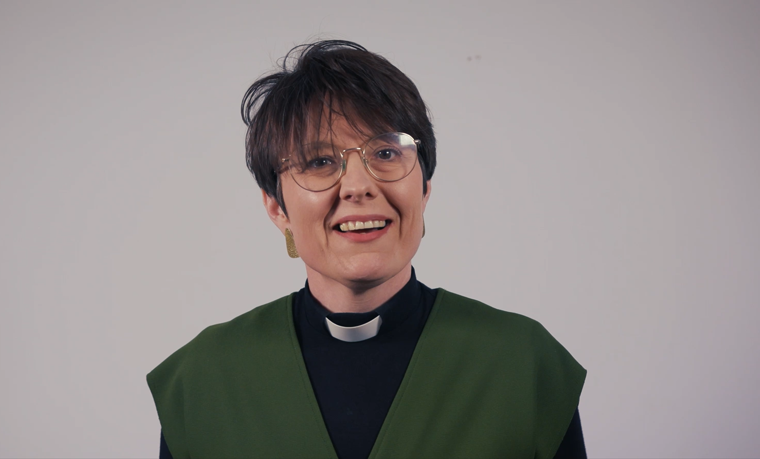Rev Heather Valletta Licensing Service