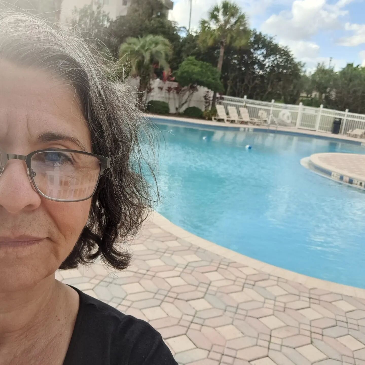No trip to FL would be complete without a dip in the pool 😎🥰💜 🤽🏖️
#itsthelittlethingsthatcount