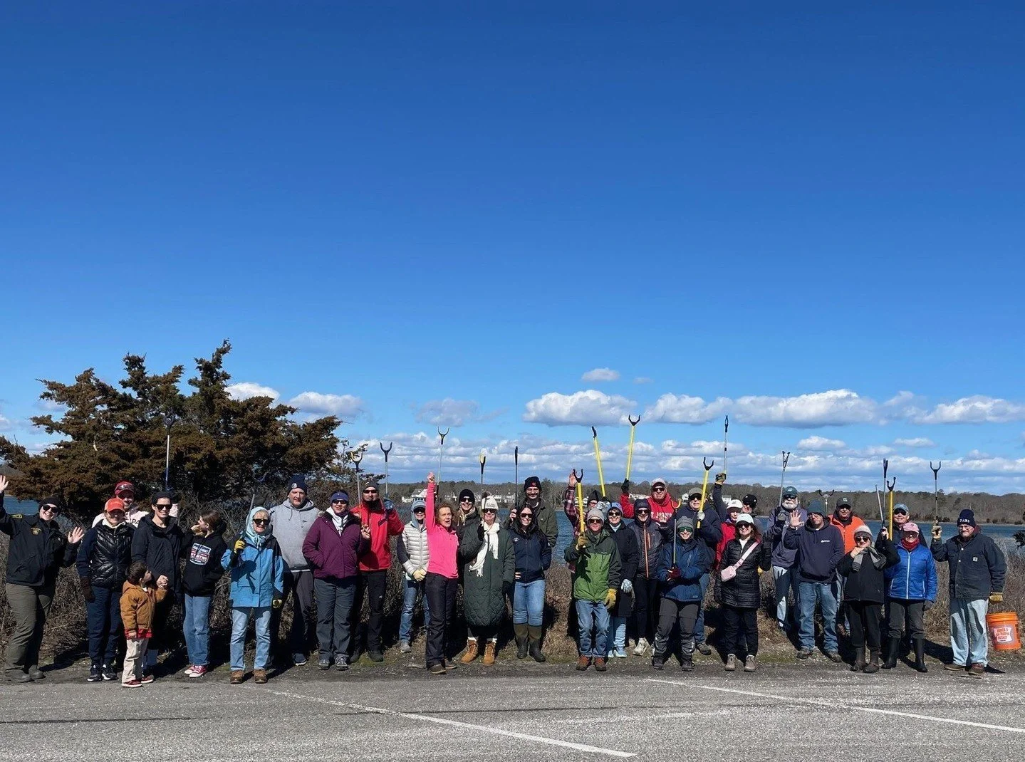 Thanks to everyone who came out for Saturday&rsquo;s beach cleanup at Dowses Beach! About 50 volunteers joined and collected 9 bags of trash&mdash;amazing work!

Let&rsquo;s keep the momentum going! The next cleanup is Tuesday, 3/24, at Kalmus Beach 