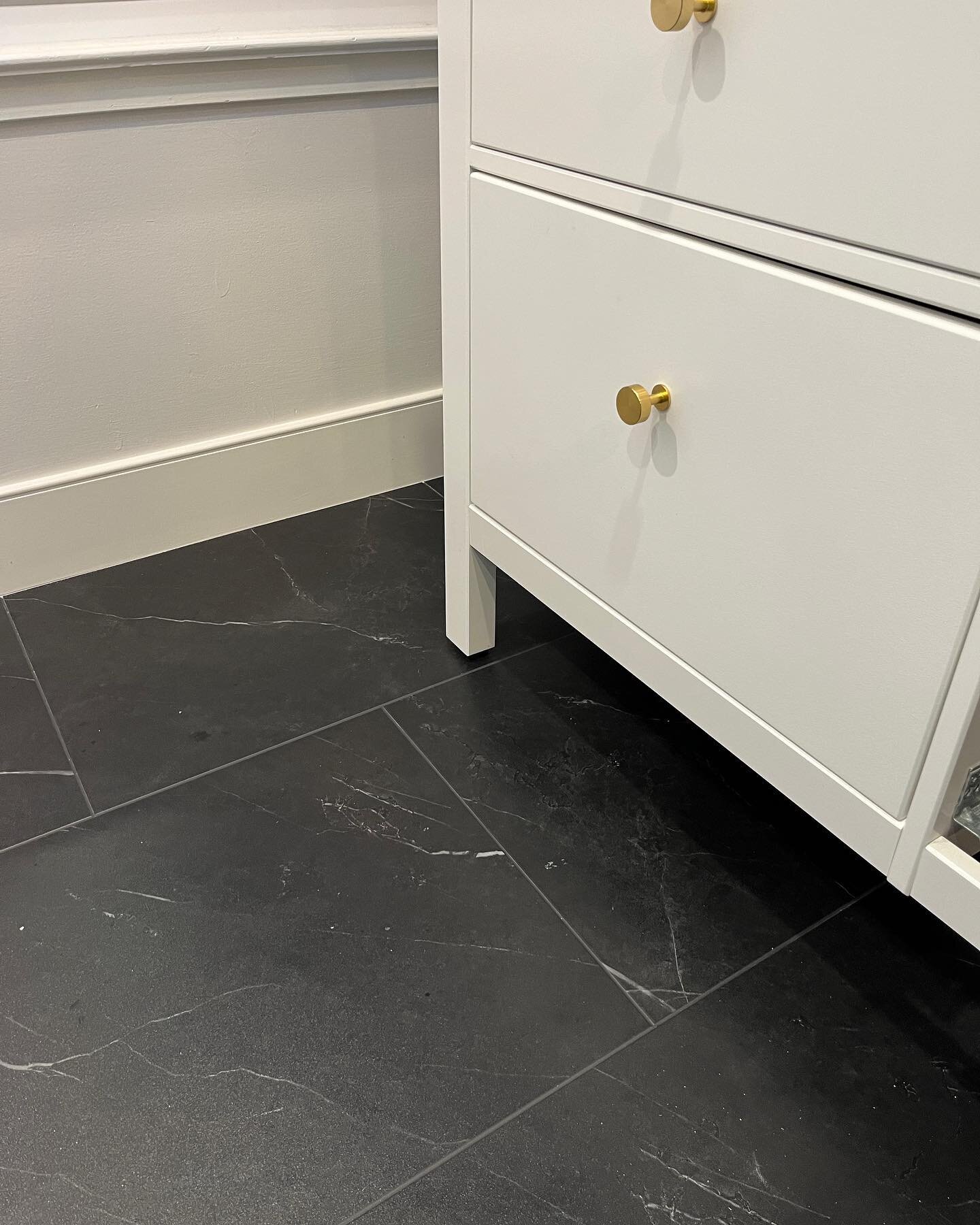 &ldquo;Pietra Nero&rdquo; from @trucorfloors. This is not stone! This is vinyl tile. Nice large 16&rdquo;x32&rdquo; with integrated grout. This has the look and feel of real stone with out the maintenance