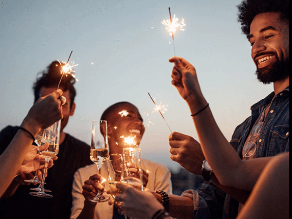 07.02.2019+Red+White+&+Sparkling.gif