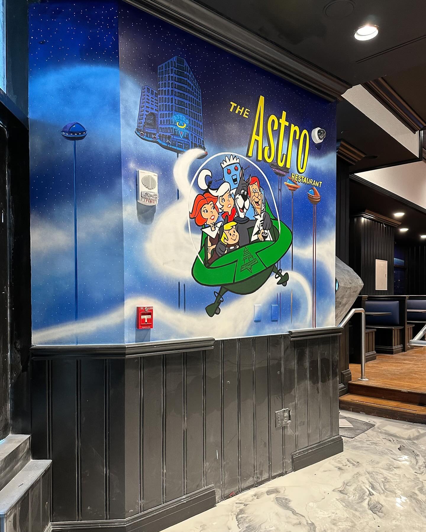 Get ready to dine in a whole new galaxy at @theastrocle 🚀 🌟🍽️

Once home to the legendary Hard Rock Caf&eacute; Restaurant, this space has turned into an experience like no other! 🌟 Prepare to blast off into a mesmerizing Sci-Fi adventure filled 