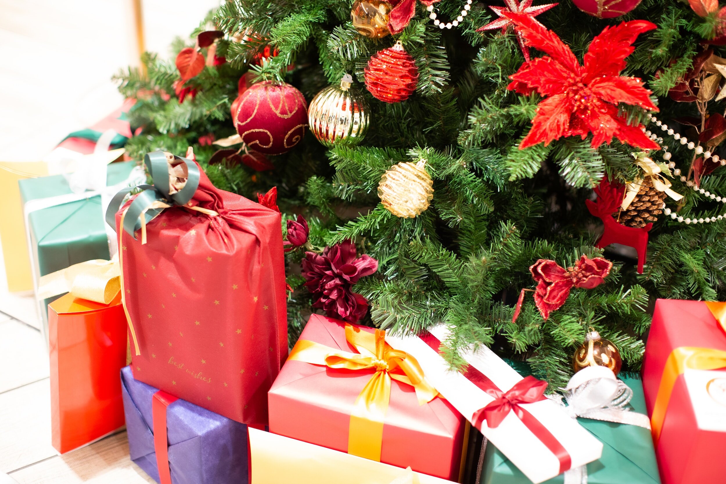 Christmas Gifts for Clients That Deliver Festive Good Feelings