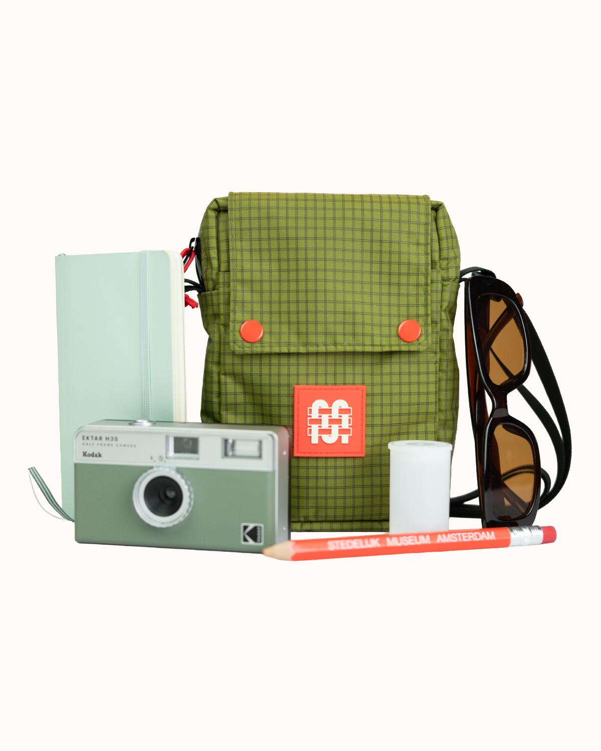 Olive Snap Photo Line Up-04.png