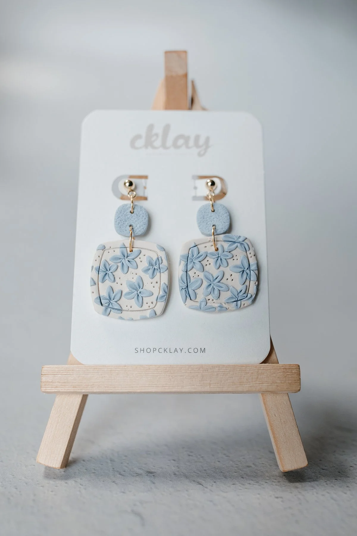CKLAY24-Flower-Shop-Something-Blue-4.jpg