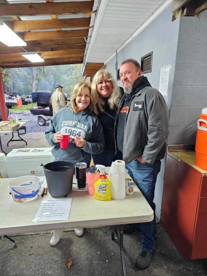 drf pig roast 2023 32.jpeg