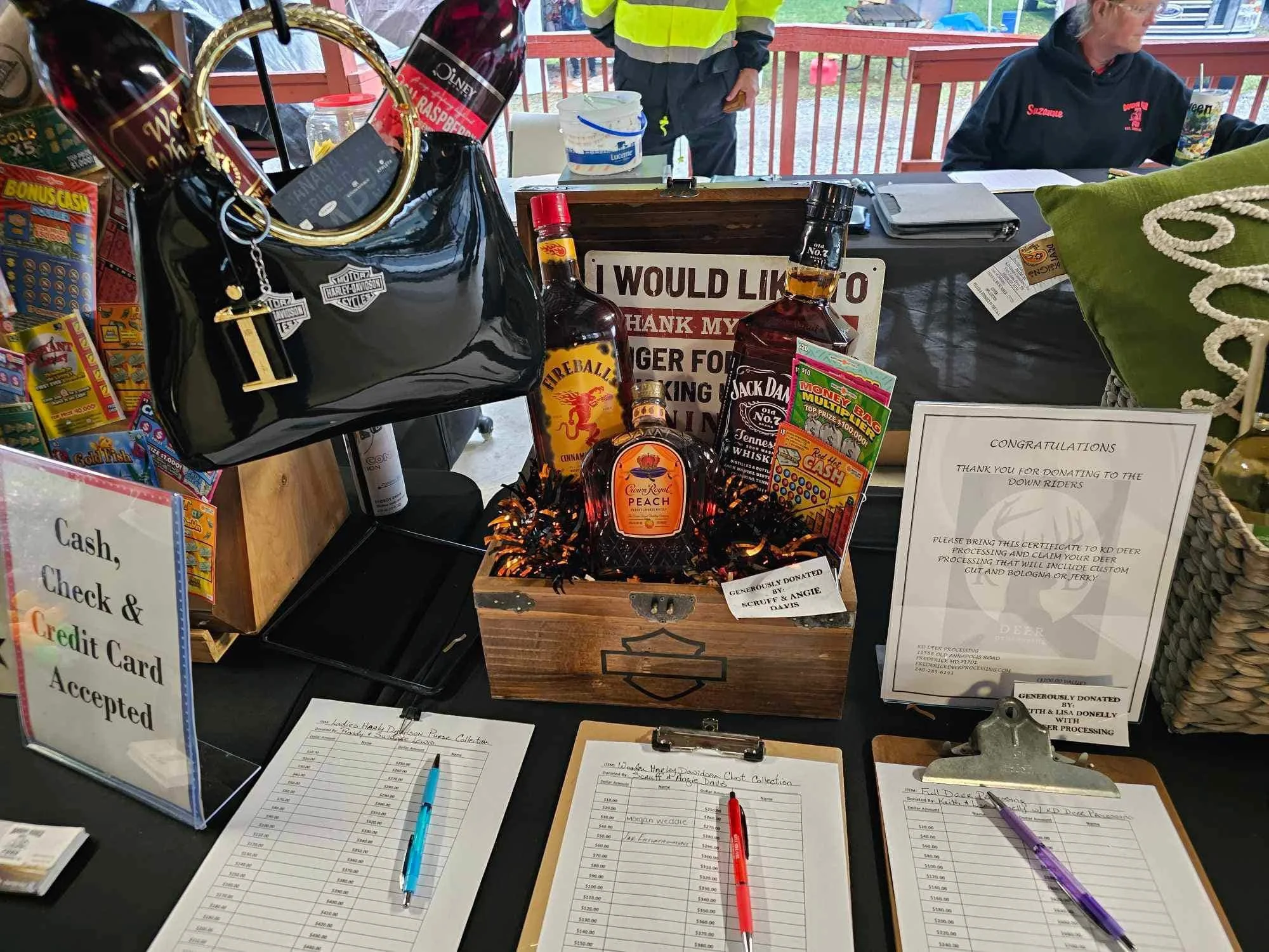 drf pig roast 2023 13.jpeg