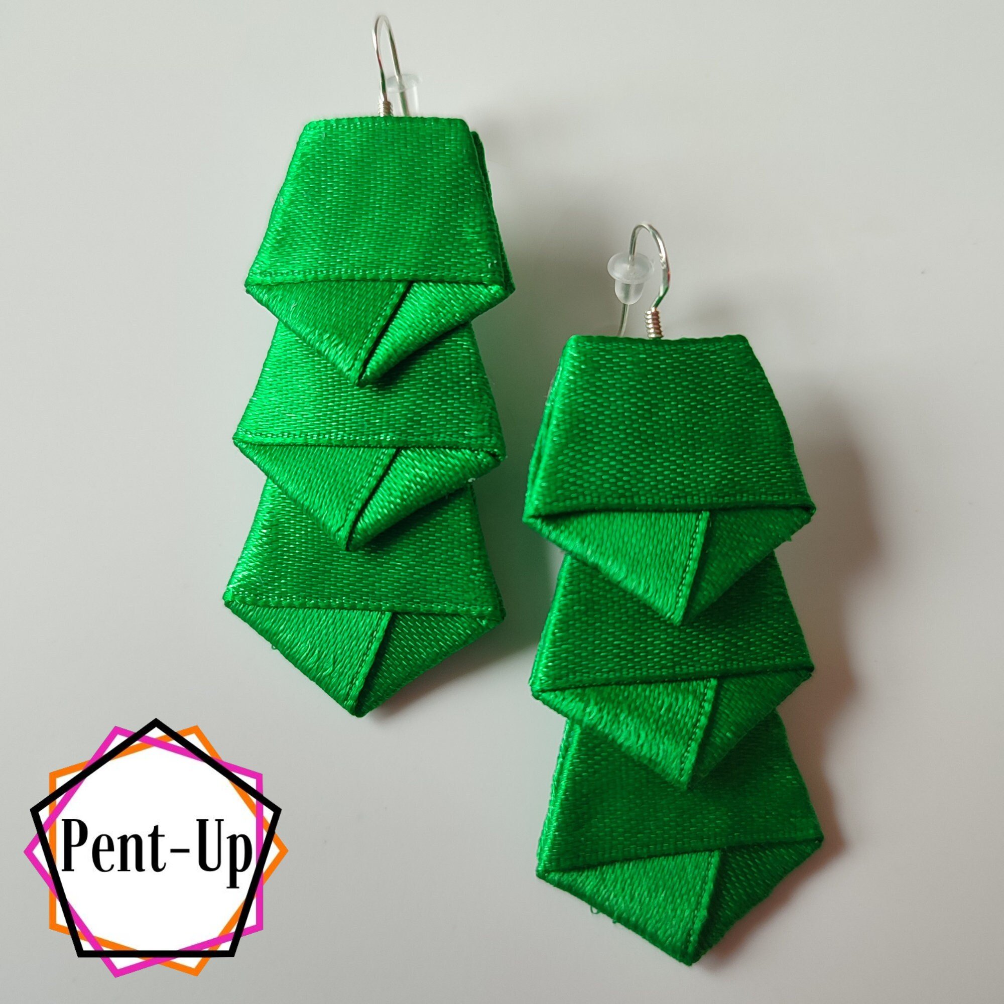 https://i.etsystatic.com/26054165/r/il/b04dfa/3817575121/il_fullxfull.3817575121_fveo.jpg