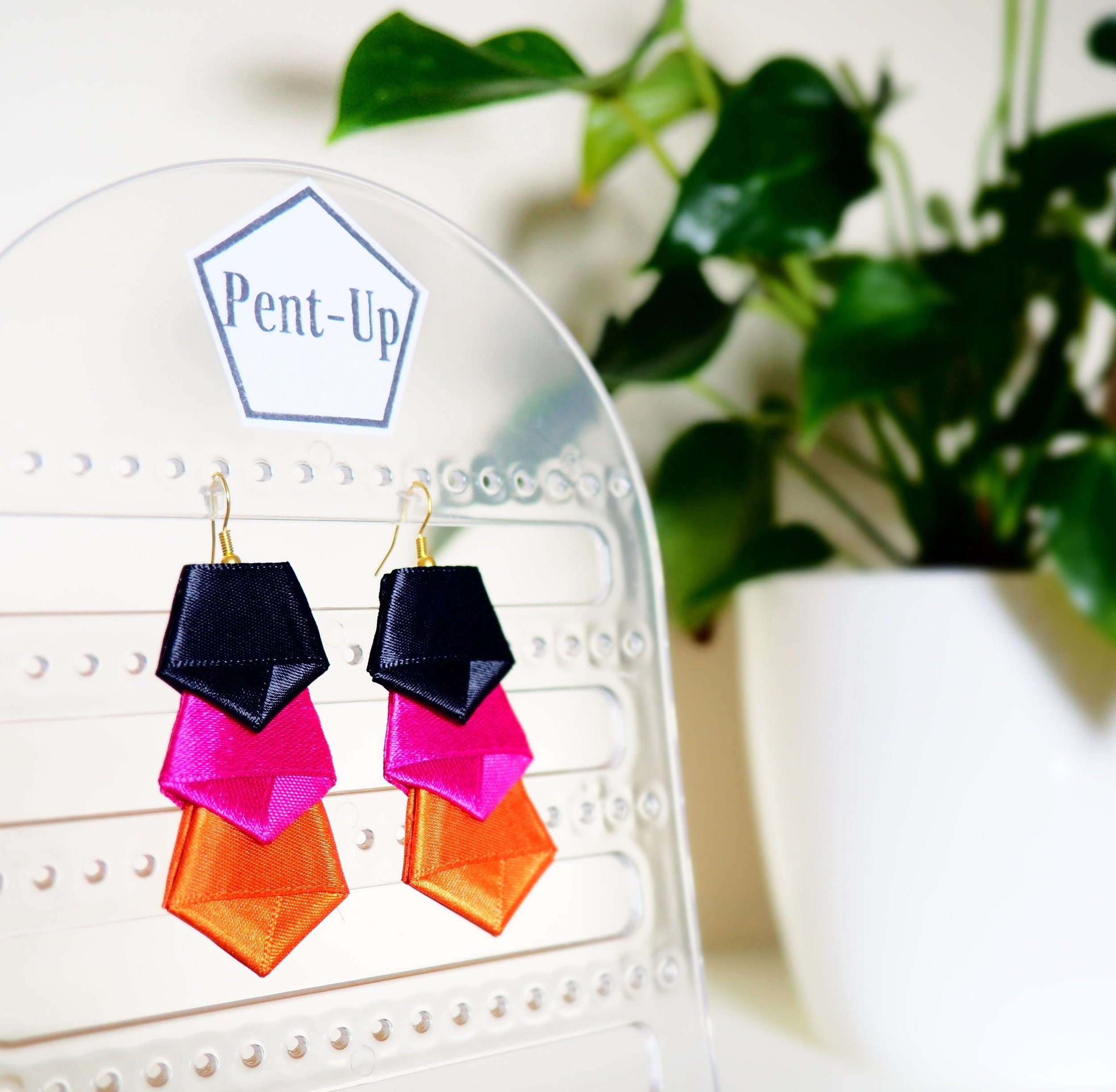 https://i.etsystatic.com/26054165/r/il/df8915/3211552017/il_fullxfull.3211552017_cfbx.jpg