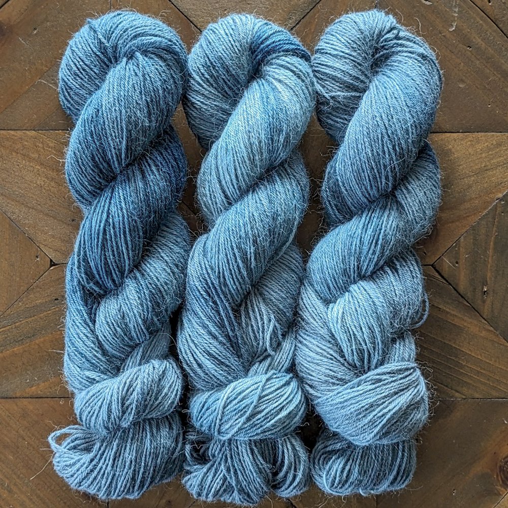 hand dyed yarn sage green merino worsted nonsuperwash — Dark Lake Fiber Art