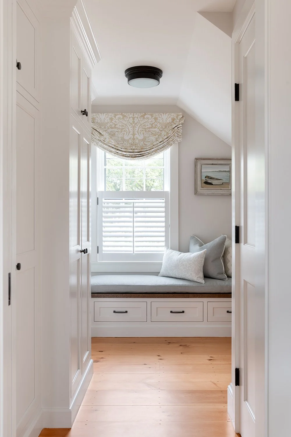 Pinneydesigns_Nantucket Cottage_9.jpg