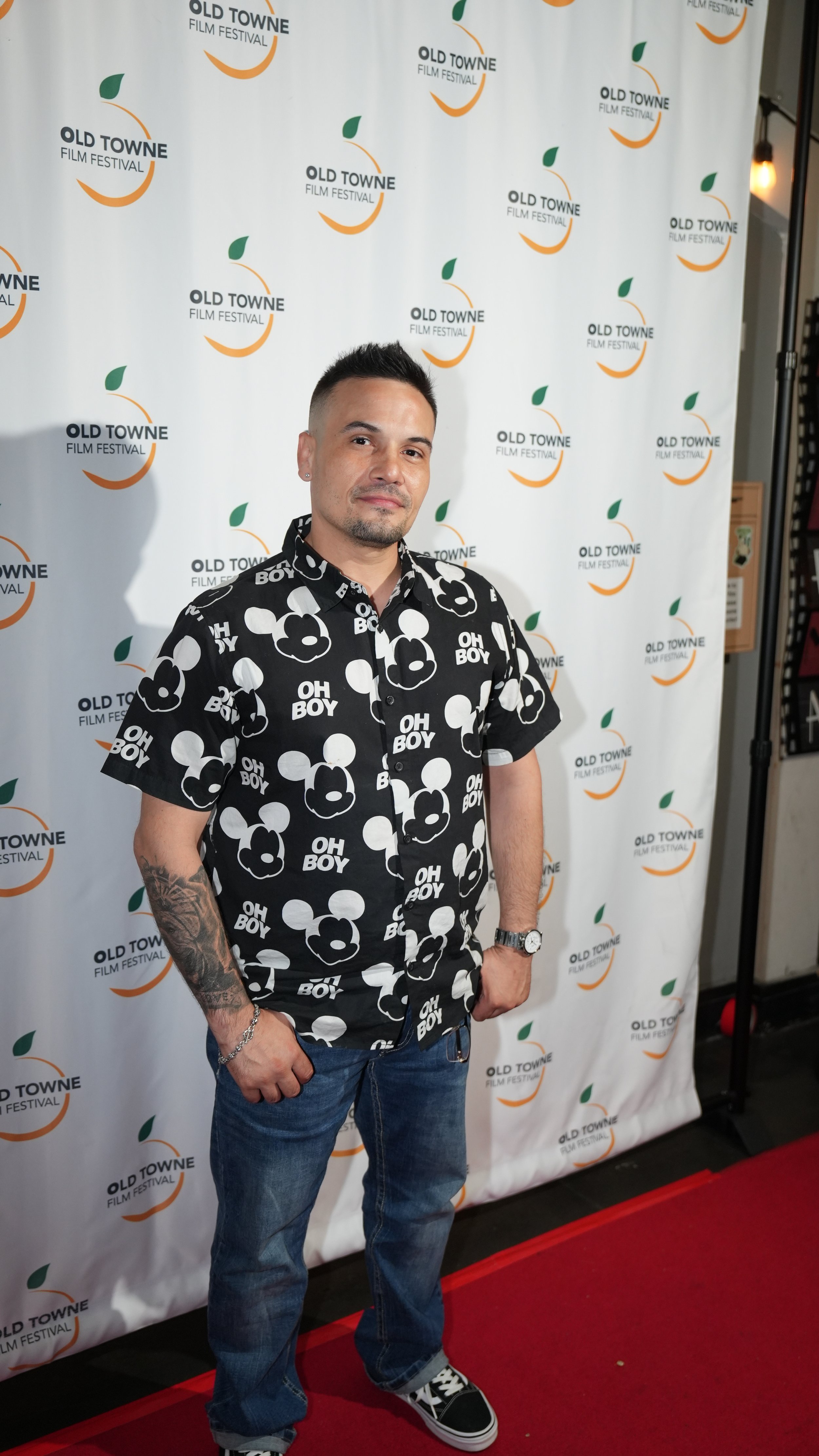 Guest - red carpet #2.JPG