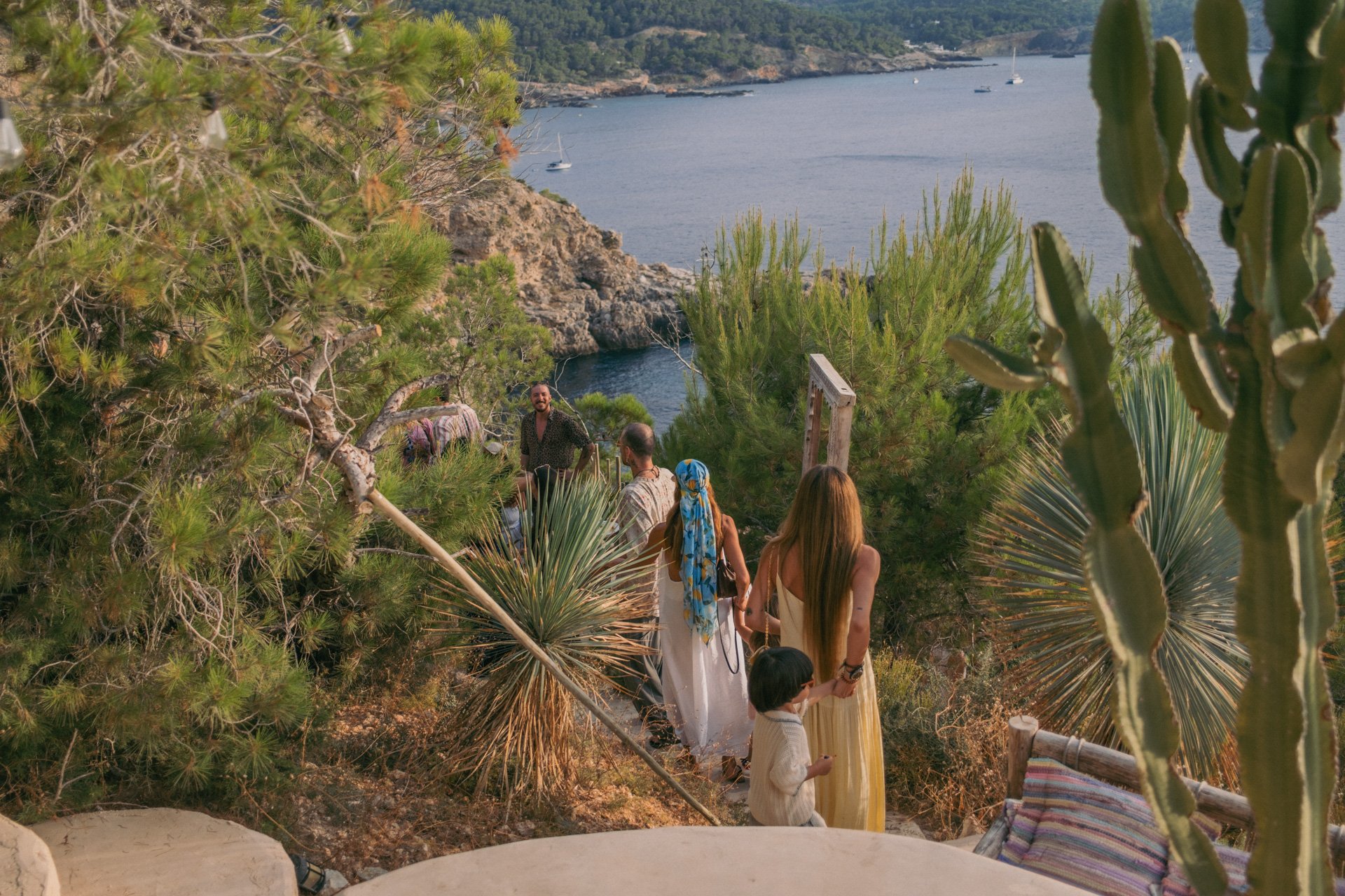 07_11_Party_Sunset_Villa_1.jpg