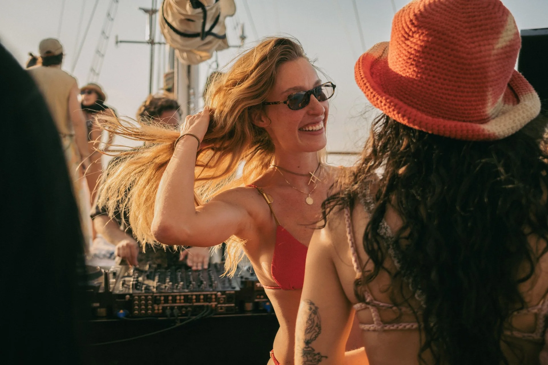 07_08_Boat_Party_13.jpg