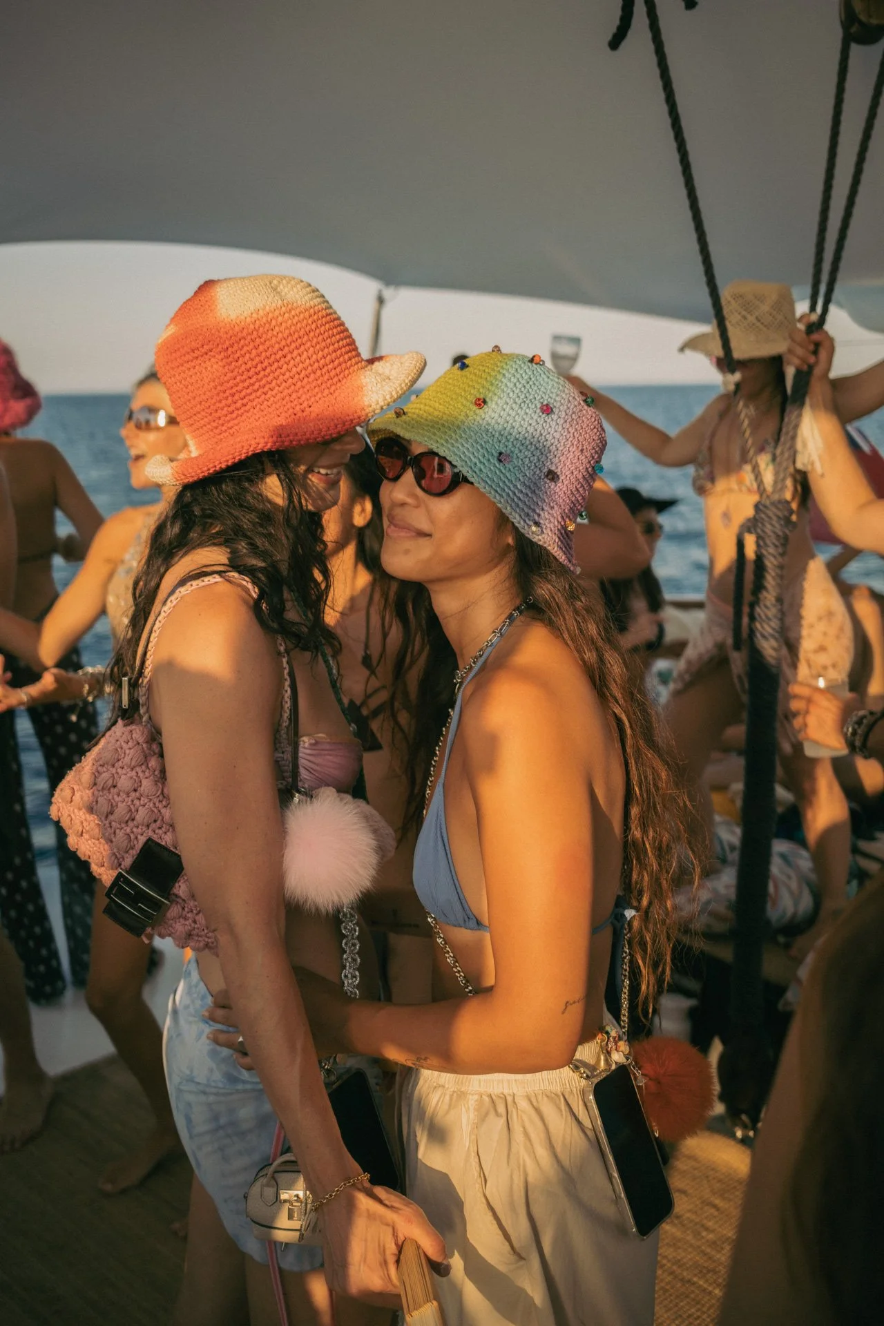 07_08_Boat_Party_39.jpg