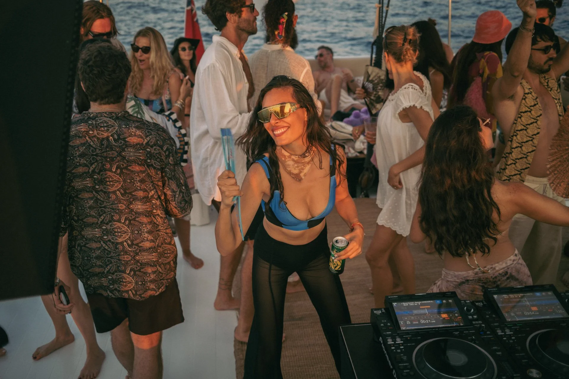 07_08_Boat_Party_93.jpg