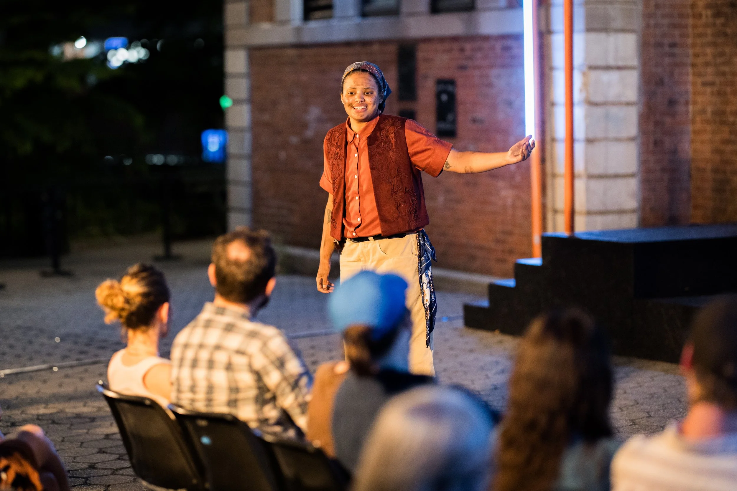 HENRY V at Carroll Park performed with Smith Street Stage. Directed by Jonathan Hopkins