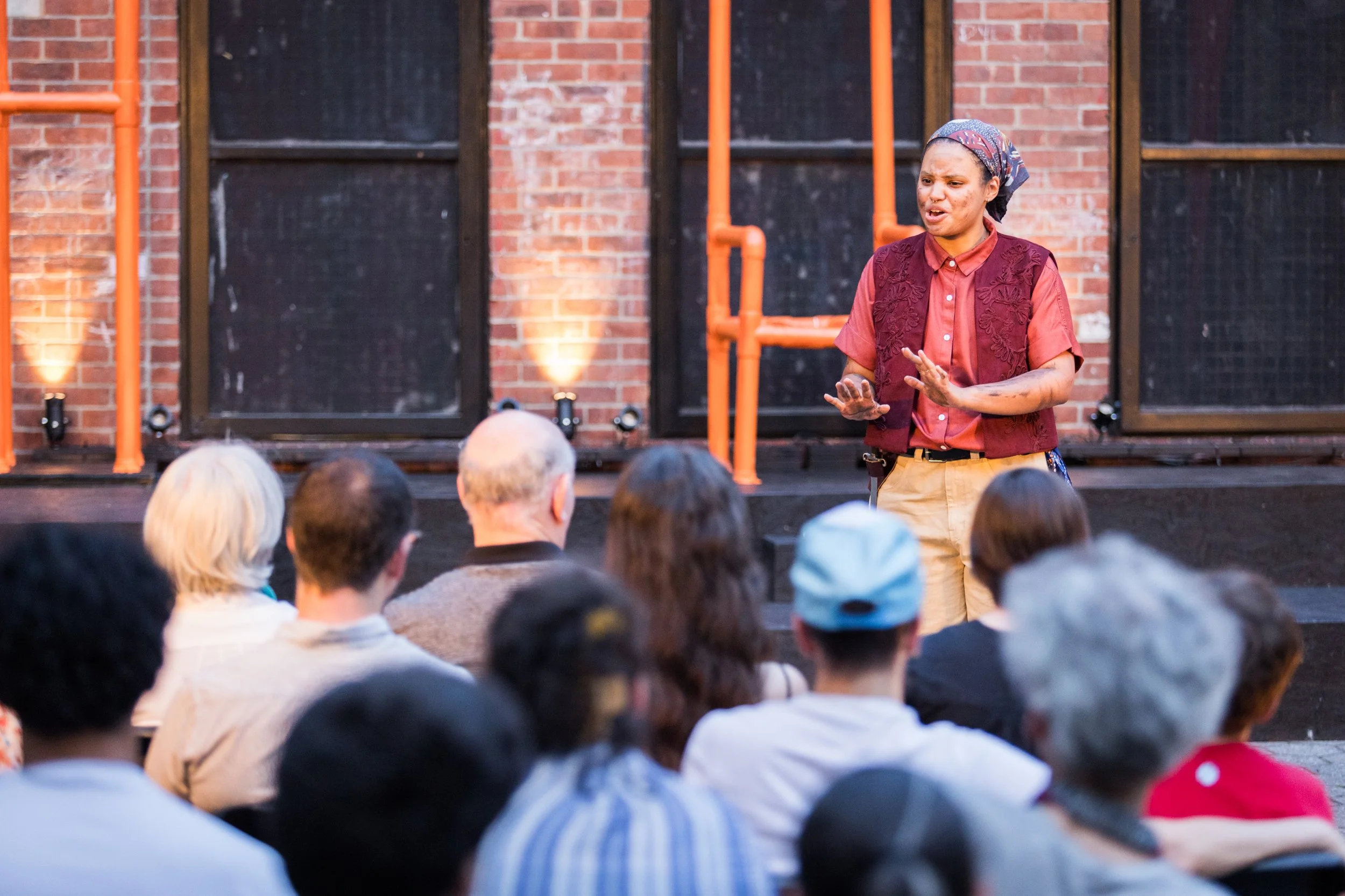 HENRY V at Carroll Park performed with Smith Street Stage. Directed by Jonathan Hopkins