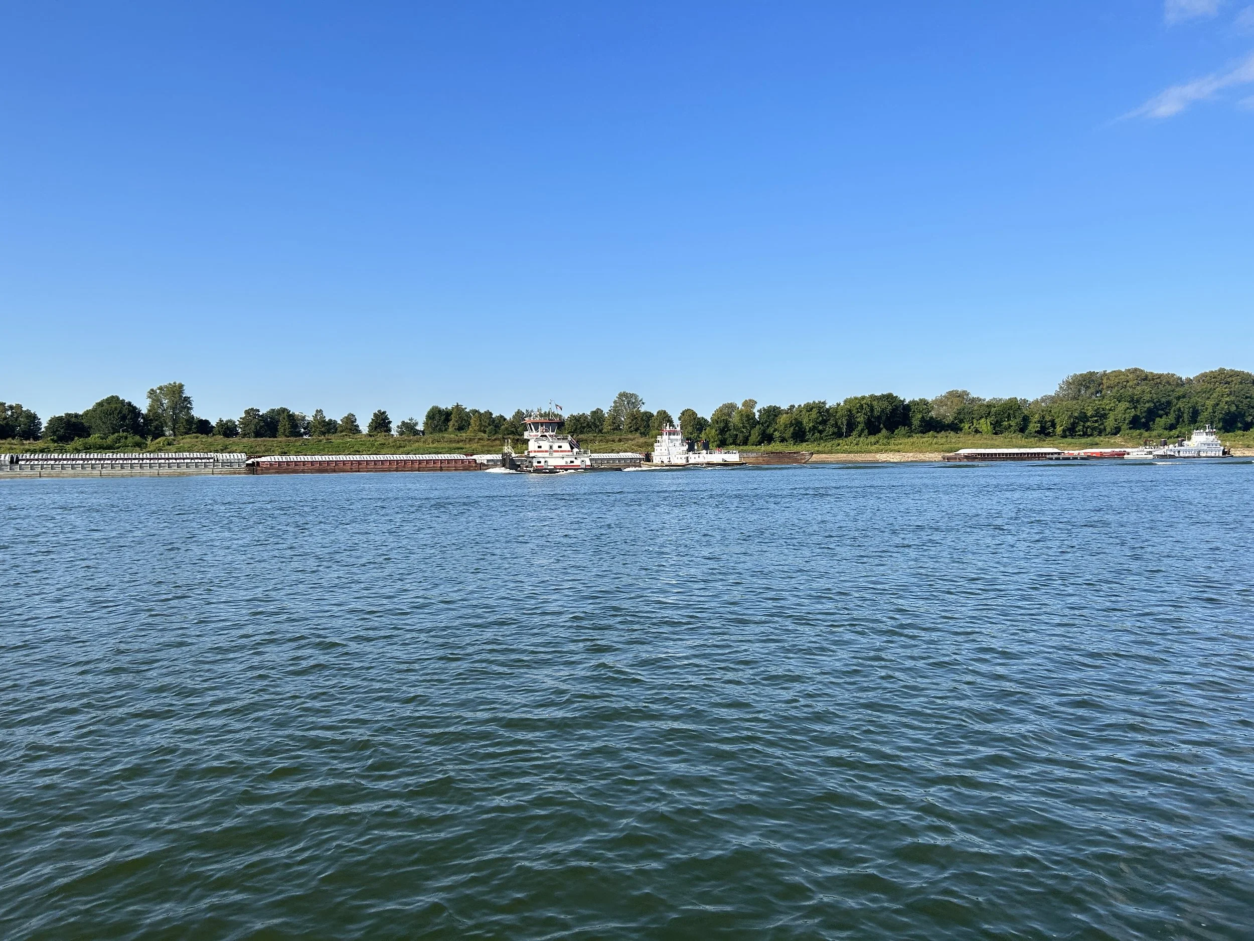 The towboats and barges of the Ohio River