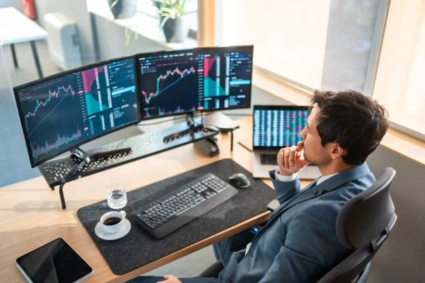Is Now a Good Time to Invest? What to Do in Today’s Market