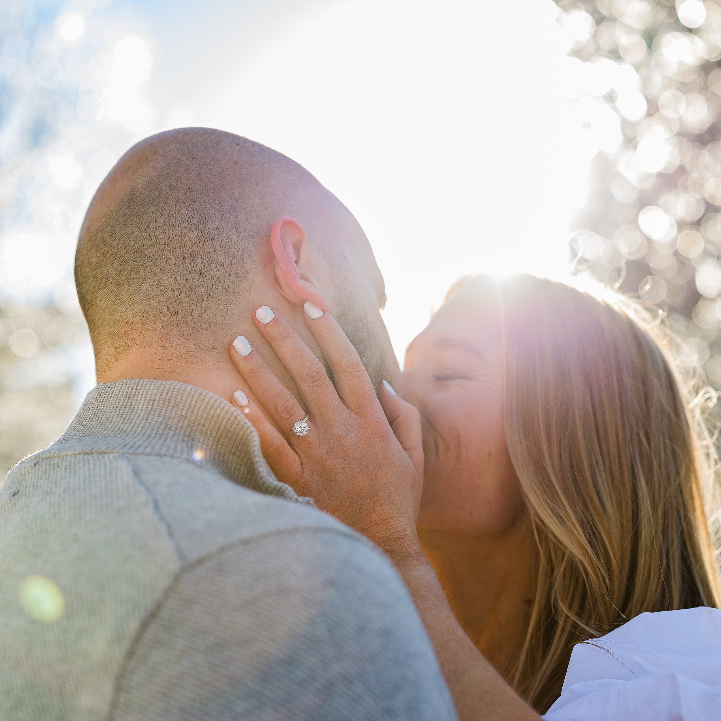 A moment for the ring and the glistening beauty of nature&hellip;

Lake George weddings | Engagement session | Adirondacks wedding photographer | Albany weddings 

#westchesternyweddings #westchesterengagementphotographer #albanyengagementphotographe